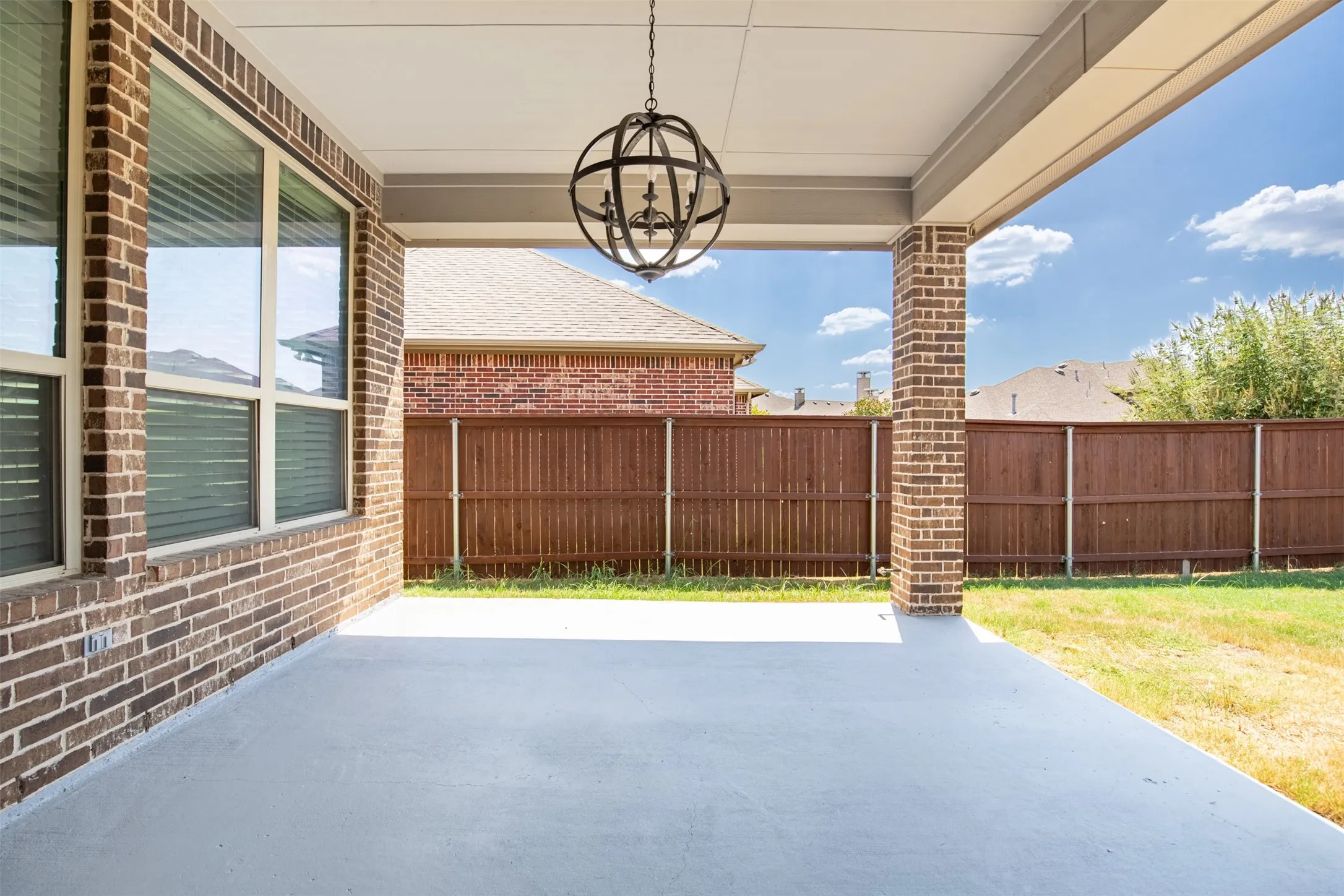 Single Family Residence For Rent in Collin County , 3511 Meridian Avenue, Celina, Texas 75009, 4 Bedroom, 4 Bathroom, 2 Garage spaces, 3,492 Sqft, built in 2015, mls#21328692, Real Estate Agent in Celina, Homes For Rent in Collin county, Homes For Rent in Celina, Realtor in Celina Texas, Real Estate Brokerage Independent Realty Texas, Luminita Cordes Realtor