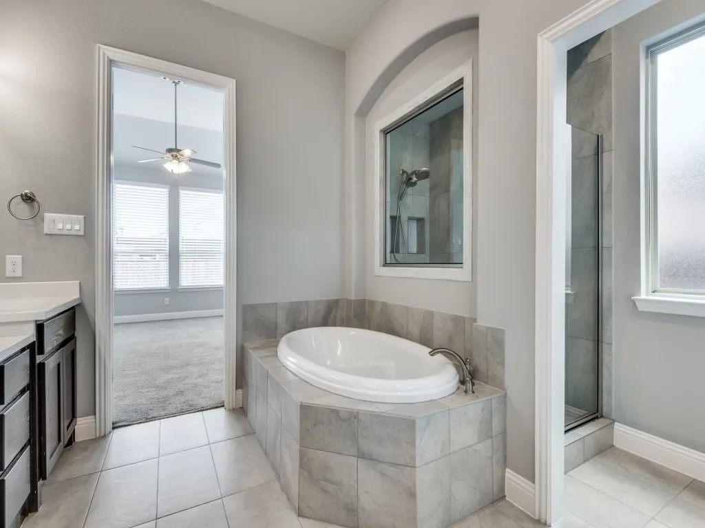 Single Family Residence For Rent in Collin County , 3511 Meridian Avenue, Celina, Texas 75009, 4 Bedroom, 4 Bathroom, 2 Garage spaces, 3,492 Sqft, built in 2015, mls#21328692, Real Estate Agent in Celina, Homes For Rent in Collin county, Homes For Rent in Celina, Realtor in Celina Texas, Real Estate Brokerage Independent Realty Texas, Luminita Cordes Realtor