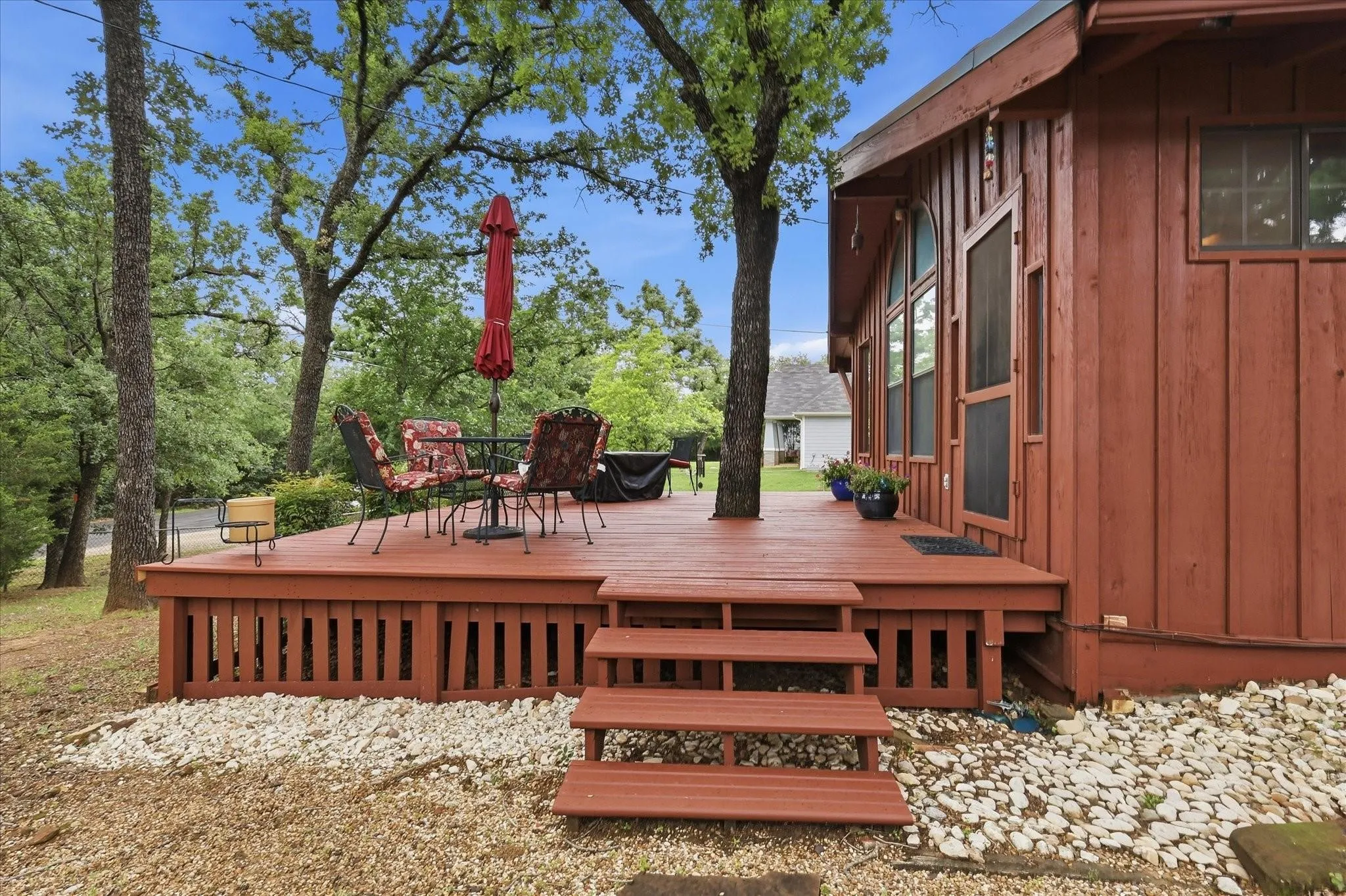Single Family Residence For Rent in Denton County , 111 Oak Tree Lane, Hickory Creek, Texas 75065, 3 Bedroom, 2 Bathroom, Garage spaces, 1,088 Sqft, built in 1975, mls#21329477, Real Estate Agent in Hickory Creek, Homes For Rent in Denton county, Homes For Rent in Hickory Creek, Realtor in Hickory Creek Texas, Real Estate Brokerage Independent Realty Texas, Luminita Cordes Realtor