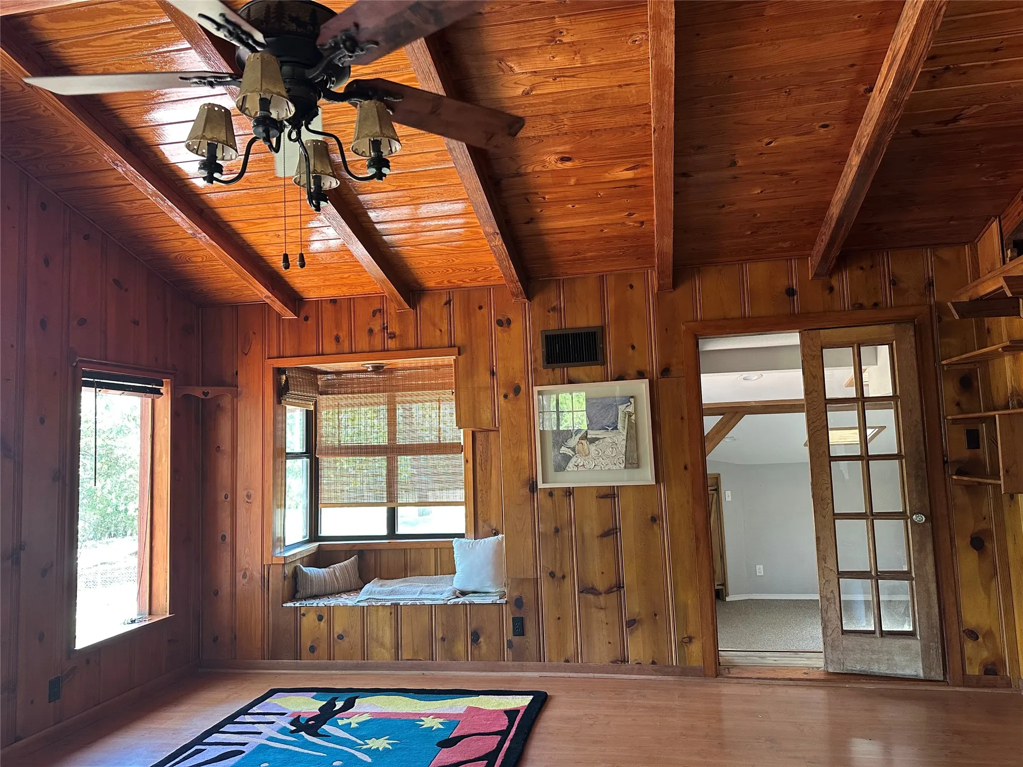 Single Family Residence For Rent in Denton County , 111 Oak Tree Lane, Hickory Creek, Texas 75065, 3 Bedroom, 2 Bathroom, Garage spaces, 1,088 Sqft, built in 1975, mls#21329477, Real Estate Agent in Hickory Creek, Homes For Rent in Denton county, Homes For Rent in Hickory Creek, Realtor in Hickory Creek Texas, Real Estate Brokerage Independent Realty Texas, Luminita Cordes Realtor