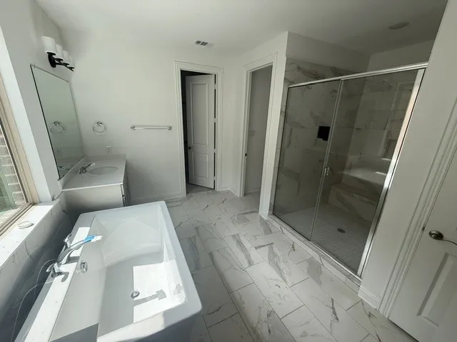 Single Family Residence For Sale in Denton County , 2804 Walker Way, Northlake, Texas 76247, 4 Bedroom, 4 Bathroom, 2 Garage spaces, 3,347 Sqft, built in 2021, mls#21329500, Real Estate Agent in Northlake, Homes For Sale in Denton county, Homes For Sale in Northlake, Realtor in Northlake Texas, Real Estate Brokerage Independent Realty Texas, Luminita Cordes Realtor