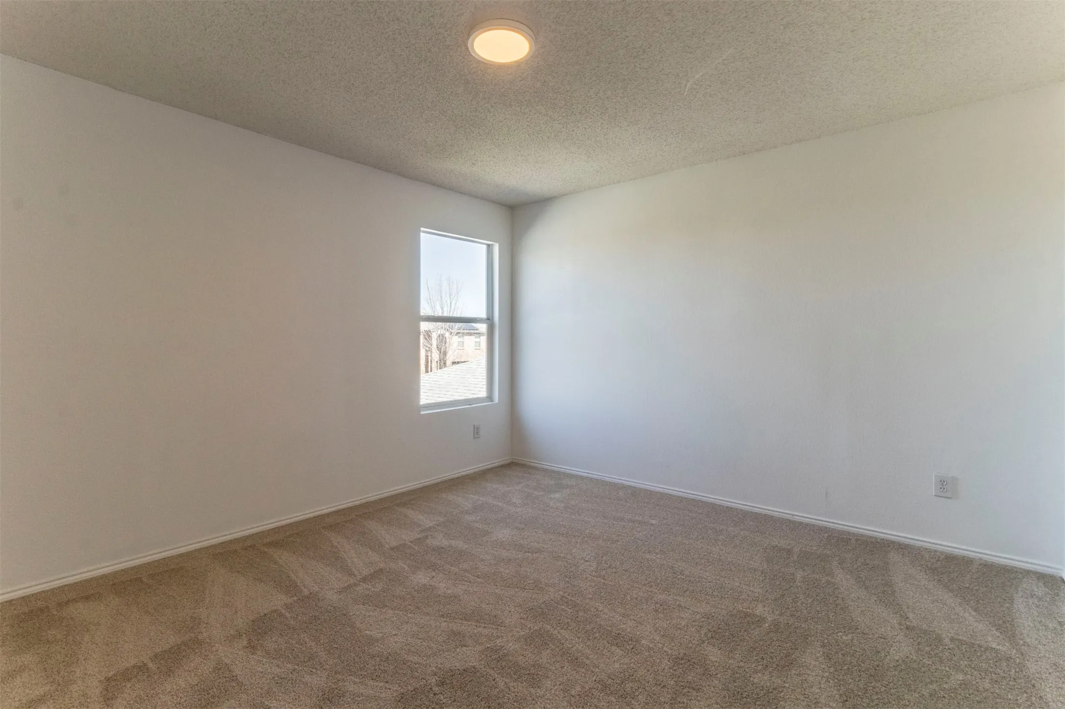 Single Family Residence For Sale in Tarrant County , 3883 Steeplechase Drive, Fort Worth, Texas 76123, 4 Bedroom, 2 Bathroom, 2 Garage spaces, 2,505 Sqft, built in 1998, mls#21329509, Real Estate Agent in Fort Worth, Homes For Sale in Tarrant county, Homes For Sale in Fort Worth, Realtor in Fort Worth Texas, Real Estate Brokerage Independent Realty Texas, Luminita Cordes Realtor
