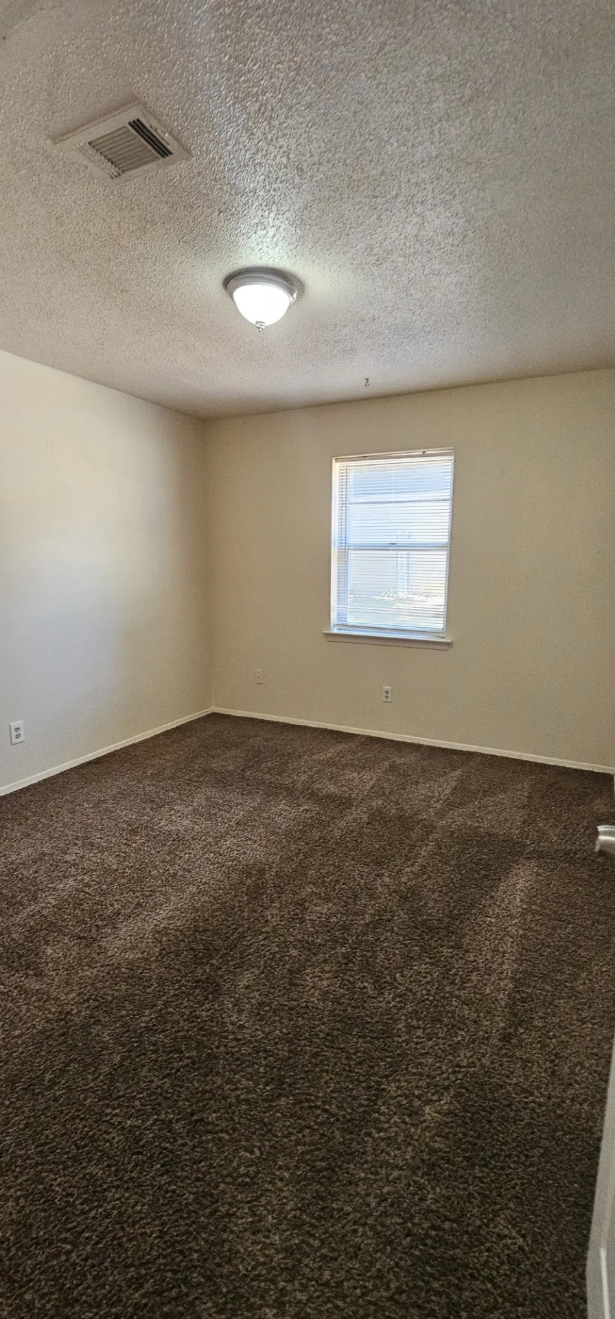 Single Family Residence For Rent in Tarrant County , 7205 Merry Lane, Fort Worth, Texas 76112, 3 Bedroom, 2 Bathroom, Garage spaces, 1,772 Sqft, built in 1965, mls#21329515, Real Estate Agent in Fort Worth, Homes For Rent in Tarrant county, Homes For Rent in Fort Worth, Realtor in Fort Worth Texas, Real Estate Brokerage Independent Realty Texas, Luminita Cordes Realtor