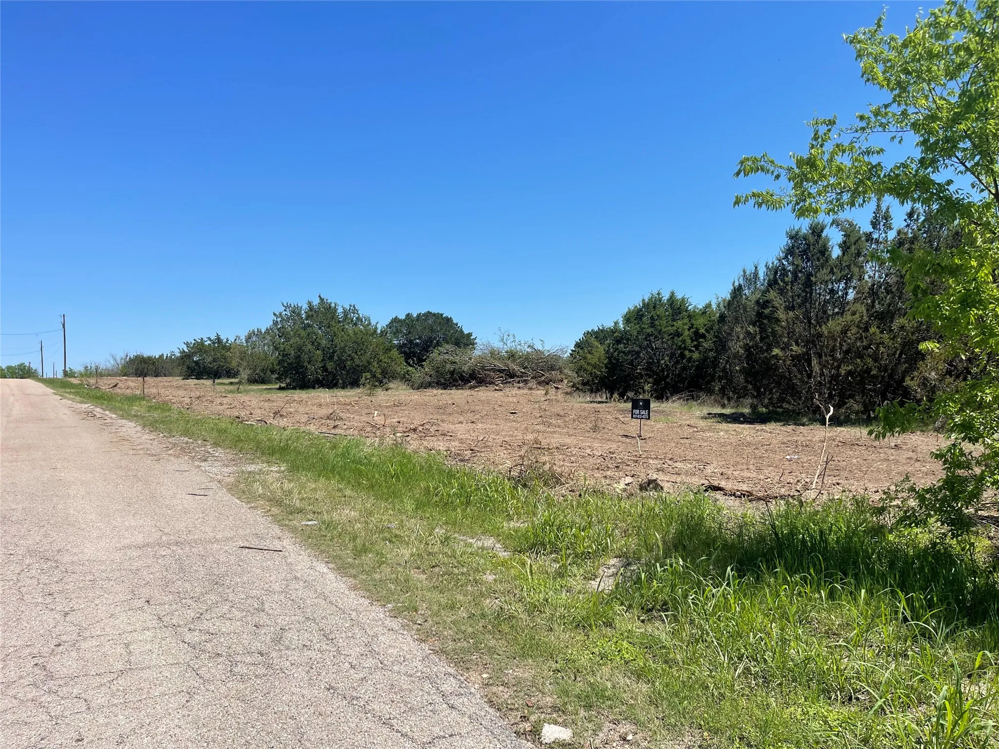 Unimproved Land For Sale in Bosque County , TBD 3 E Lumpkin Street, Meridian, Texas 76665, 0, 0, Garage spaces, 0 Sqft, built in 0, mls#21318275, Real Estate Agent in Meridian, Homes For Sale in Bosque county, Homes For Sale in Meridian, Realtor in Meridian Texas, Real Estate Brokerage Independent Realty Texas, Luminita Cordes Realtor