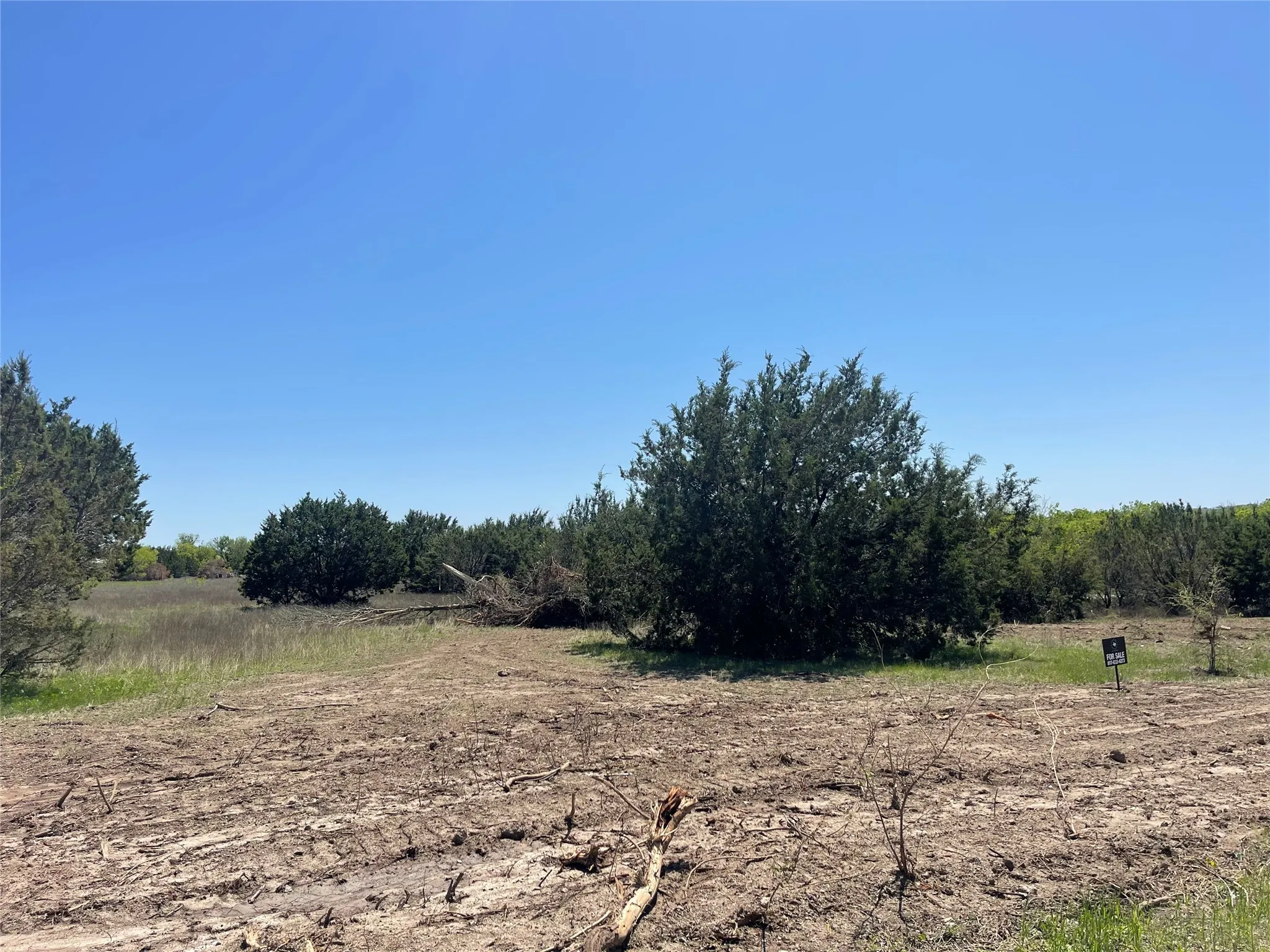 Unimproved Land For Sale in Bosque County , TBD 3 E Lumpkin Street, Meridian, Texas 76665, 0, 0, Garage spaces, 0 Sqft, built in 0, mls#21318275, Real Estate Agent in Meridian, Homes For Sale in Bosque county, Homes For Sale in Meridian, Realtor in Meridian Texas, Real Estate Brokerage Independent Realty Texas, Luminita Cordes Realtor