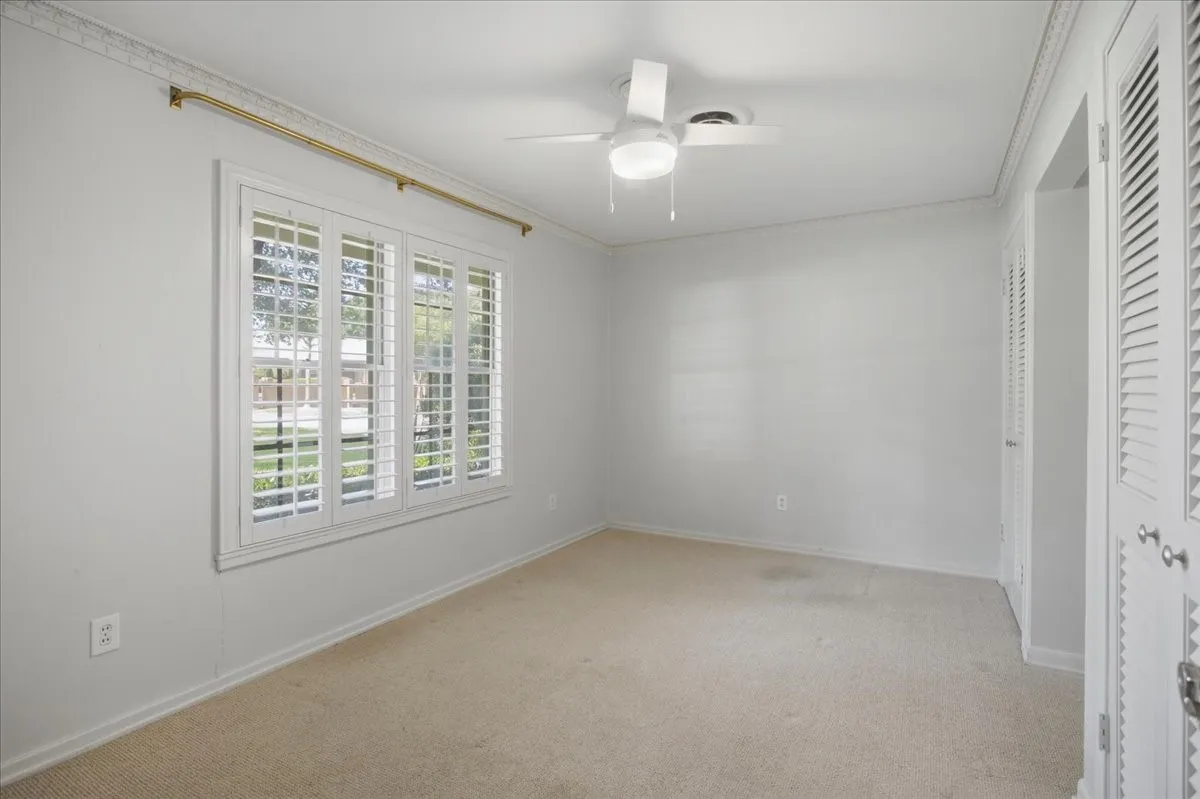 Single Family Residence For Sale in Tarrant County , 4500 Ranch View Road, Fort Worth, Texas 76109, 4 Bedroom, 3 Bathroom, 2 Garage spaces, 3,628 Sqft, built in 1965, mls#21329473, Real Estate Agent in Fort Worth, Homes For Sale in Tarrant county, Homes For Sale in Fort Worth, Realtor in Fort Worth Texas, Real Estate Brokerage Independent Realty Texas, Luminita Cordes Realtor