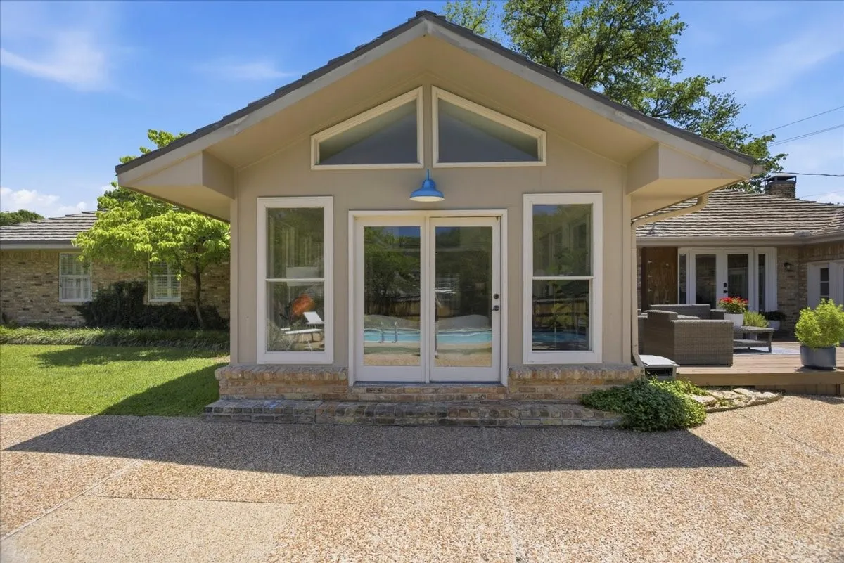 Single Family Residence For Sale in Tarrant County , 4500 Ranch View Road, Fort Worth, Texas 76109, 4 Bedroom, 3 Bathroom, 2 Garage spaces, 3,628 Sqft, built in 1965, mls#21329473, Real Estate Agent in Fort Worth, Homes For Sale in Tarrant county, Homes For Sale in Fort Worth, Realtor in Fort Worth Texas, Real Estate Brokerage Independent Realty Texas, Luminita Cordes Realtor