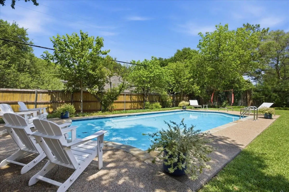 Single Family Residence For Sale in Tarrant County , 4500 Ranch View Road, Fort Worth, Texas 76109, 4 Bedroom, 3 Bathroom, 2 Garage spaces, 3,628 Sqft, built in 1965, mls#21329473, Real Estate Agent in Fort Worth, Homes For Sale in Tarrant county, Homes For Sale in Fort Worth, Realtor in Fort Worth Texas, Real Estate Brokerage Independent Realty Texas, Luminita Cordes Realtor