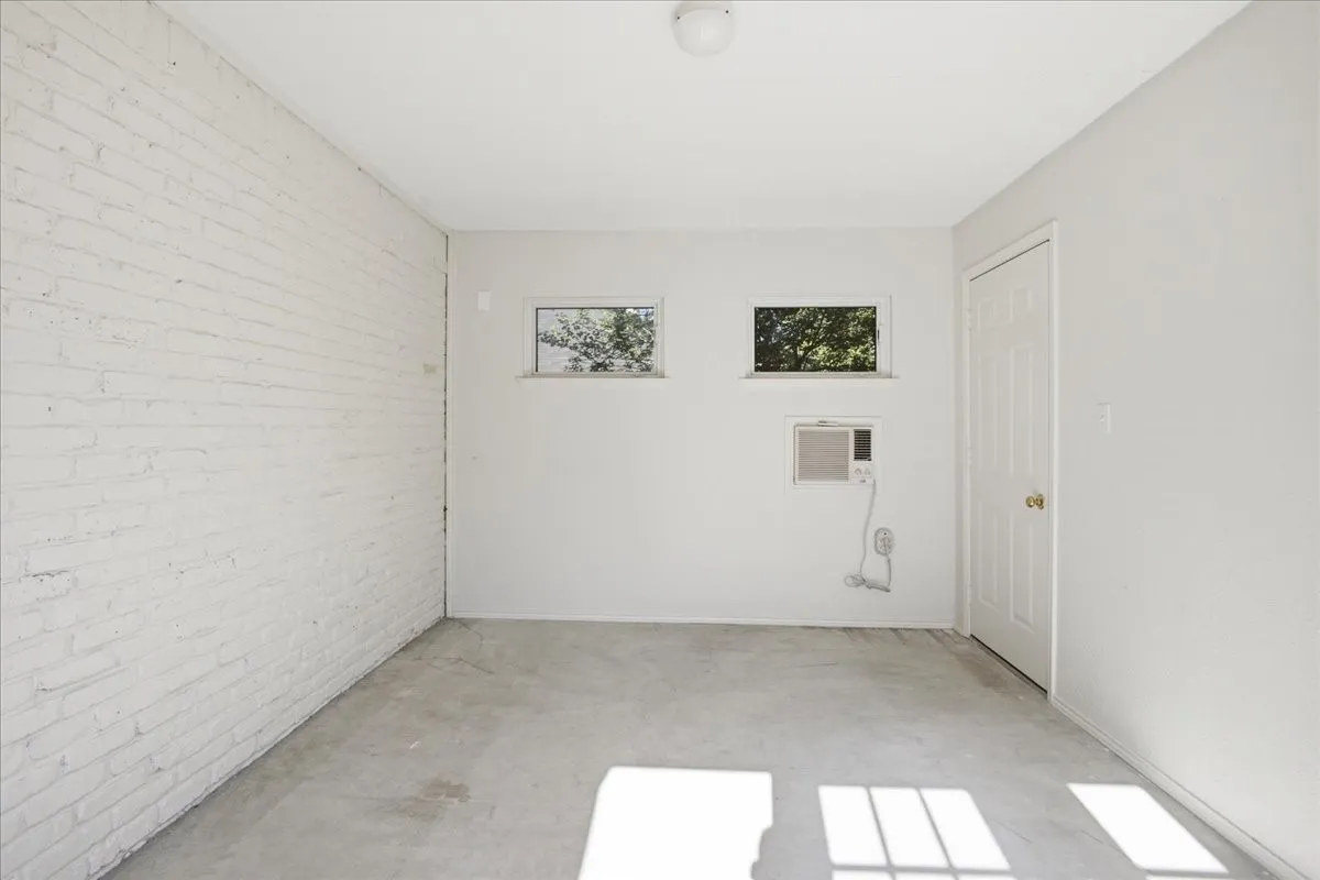 Single Family Residence For Sale in Tarrant County , 4500 Ranch View Road, Fort Worth, Texas 76109, 4 Bedroom, 3 Bathroom, 2 Garage spaces, 3,628 Sqft, built in 1965, mls#21329473, Real Estate Agent in Fort Worth, Homes For Sale in Tarrant county, Homes For Sale in Fort Worth, Realtor in Fort Worth Texas, Real Estate Brokerage Independent Realty Texas, Luminita Cordes Realtor