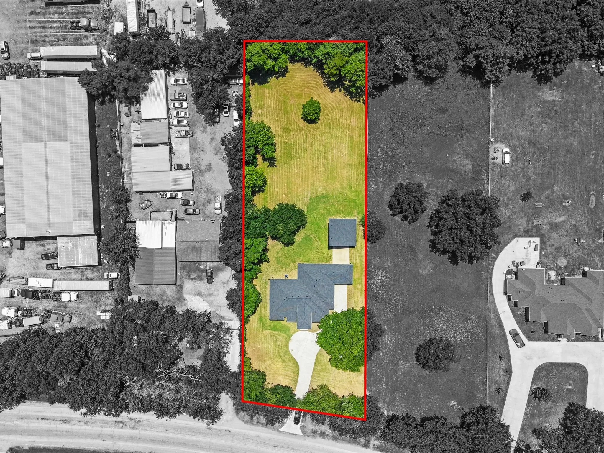 Single Family Residence For Sale in Dallas County , 1708 Dowdy Ferry Road, Hutchins, Texas 75141, 3 Bedroom, 2 Bathroom, 2 Garage spaces, 2,130 Sqft, built in 2022, mls#21329082, Real Estate Agent in Hutchins, Homes For Sale in Dallas county, Homes For Sale in Hutchins, Realtor in Hutchins Texas, Real Estate Brokerage Independent Realty Texas, Luminita Cordes Realtor