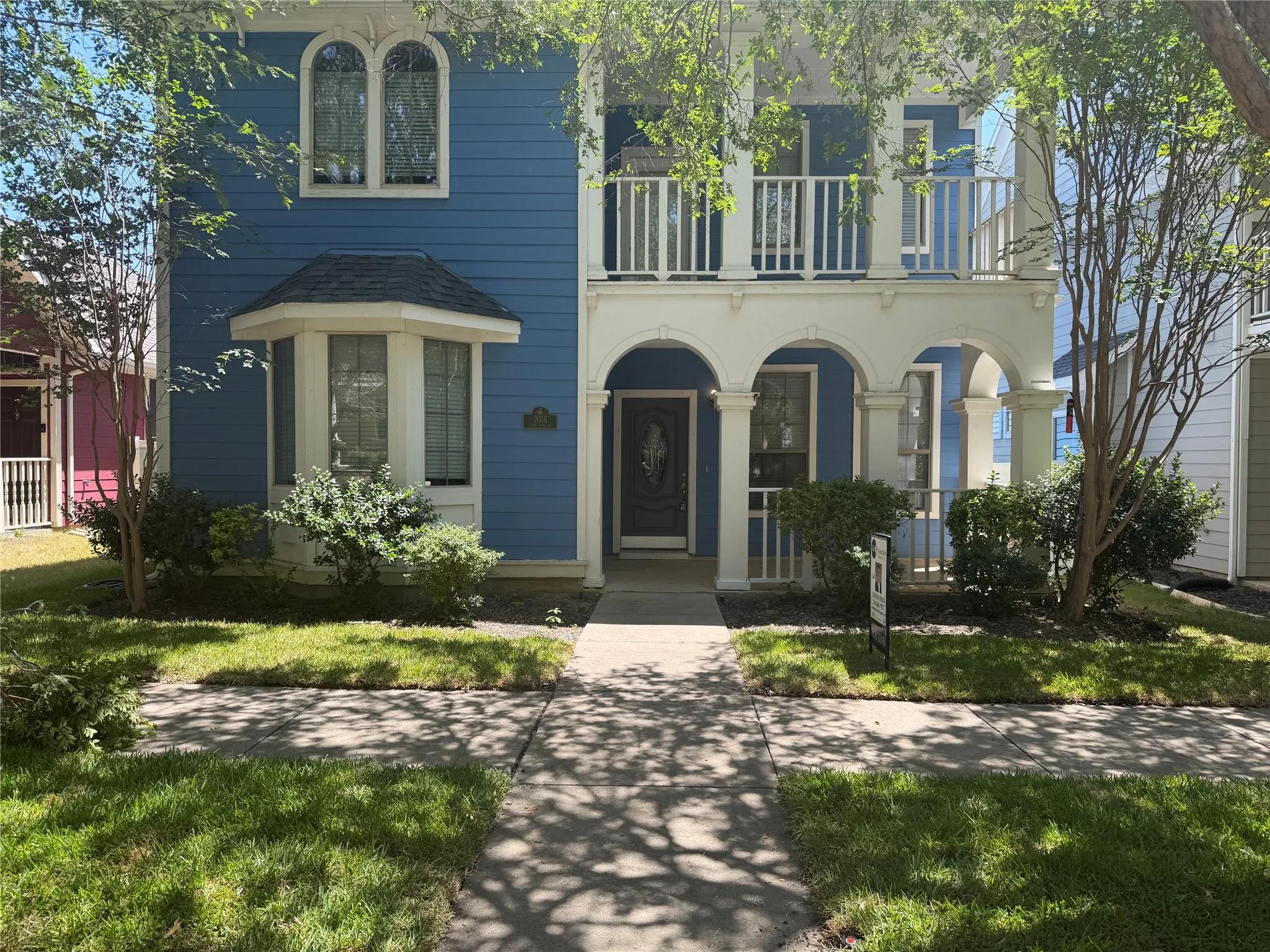 Single Family Residence For Rent in Denton County , 1016 Grey Fox Drive, Savannah, Texas 76227, 4 Bedroom, 3 Bathroom, 2 Garage spaces, 2,714 Sqft, built in 2005, mls#21329554, Real Estate Agent in Savannah, Homes For Rent in Denton county, Homes For Rent in Savannah, Realtor in Savannah Texas, Real Estate Brokerage Independent Realty Texas, Luminita Cordes Realtor