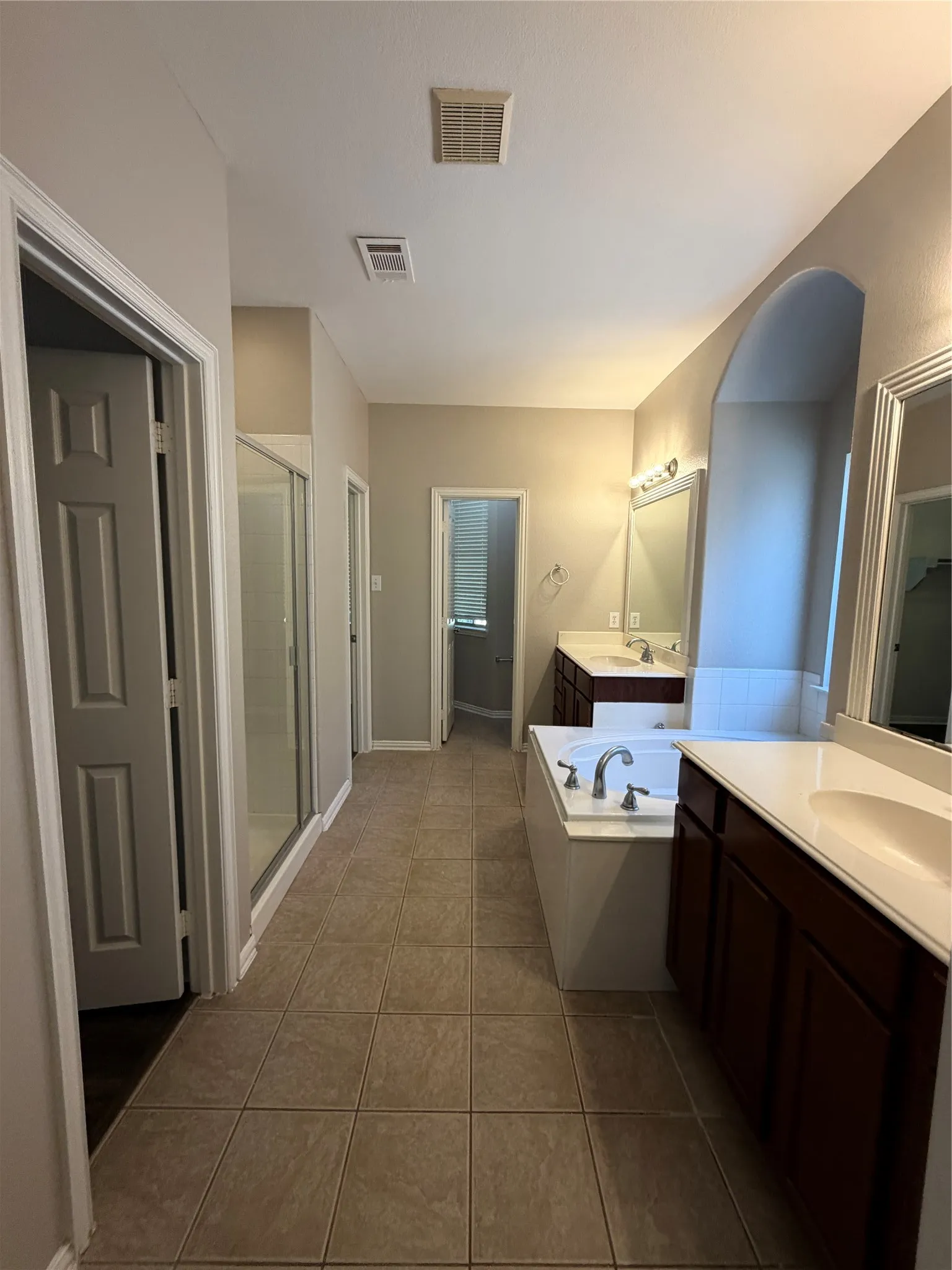 Single Family Residence For Rent in Denton County , 1016 Grey Fox Drive, Savannah, Texas 76227, 4 Bedroom, 3 Bathroom, 2 Garage spaces, 2,714 Sqft, built in 2005, mls#21329554, Real Estate Agent in Savannah, Homes For Rent in Denton county, Homes For Rent in Savannah, Realtor in Savannah Texas, Real Estate Brokerage Independent Realty Texas, Luminita Cordes Realtor