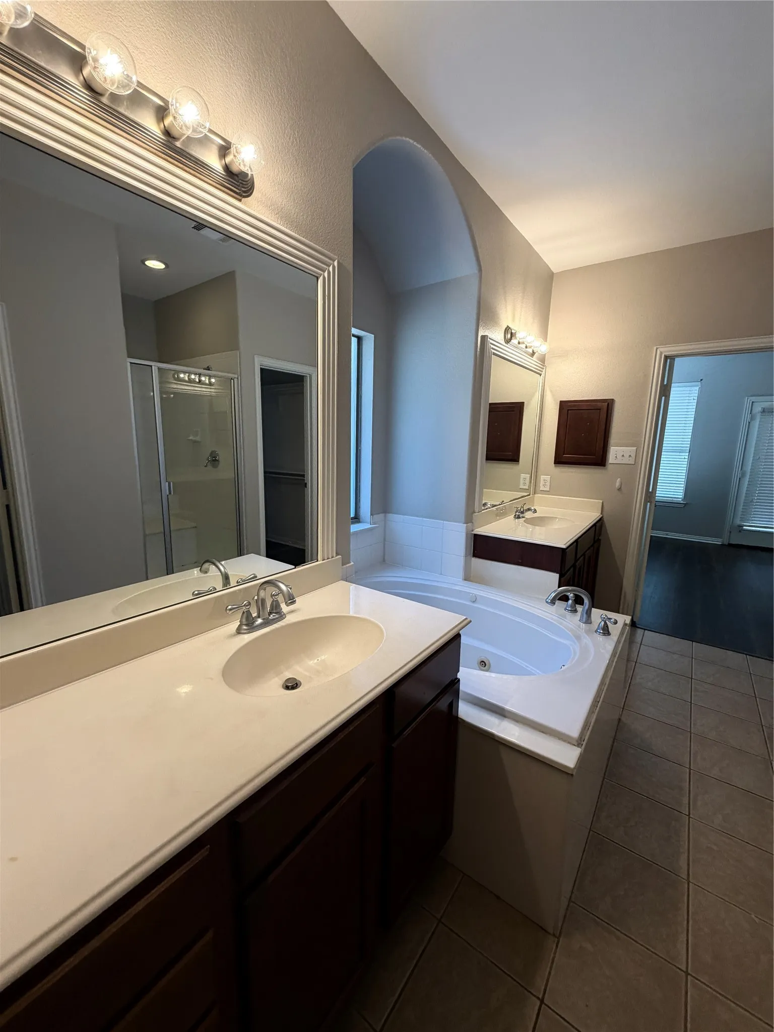 Single Family Residence For Rent in Denton County , 1016 Grey Fox Drive, Savannah, Texas 76227, 4 Bedroom, 3 Bathroom, 2 Garage spaces, 2,714 Sqft, built in 2005, mls#21329554, Real Estate Agent in Savannah, Homes For Rent in Denton county, Homes For Rent in Savannah, Realtor in Savannah Texas, Real Estate Brokerage Independent Realty Texas, Luminita Cordes Realtor