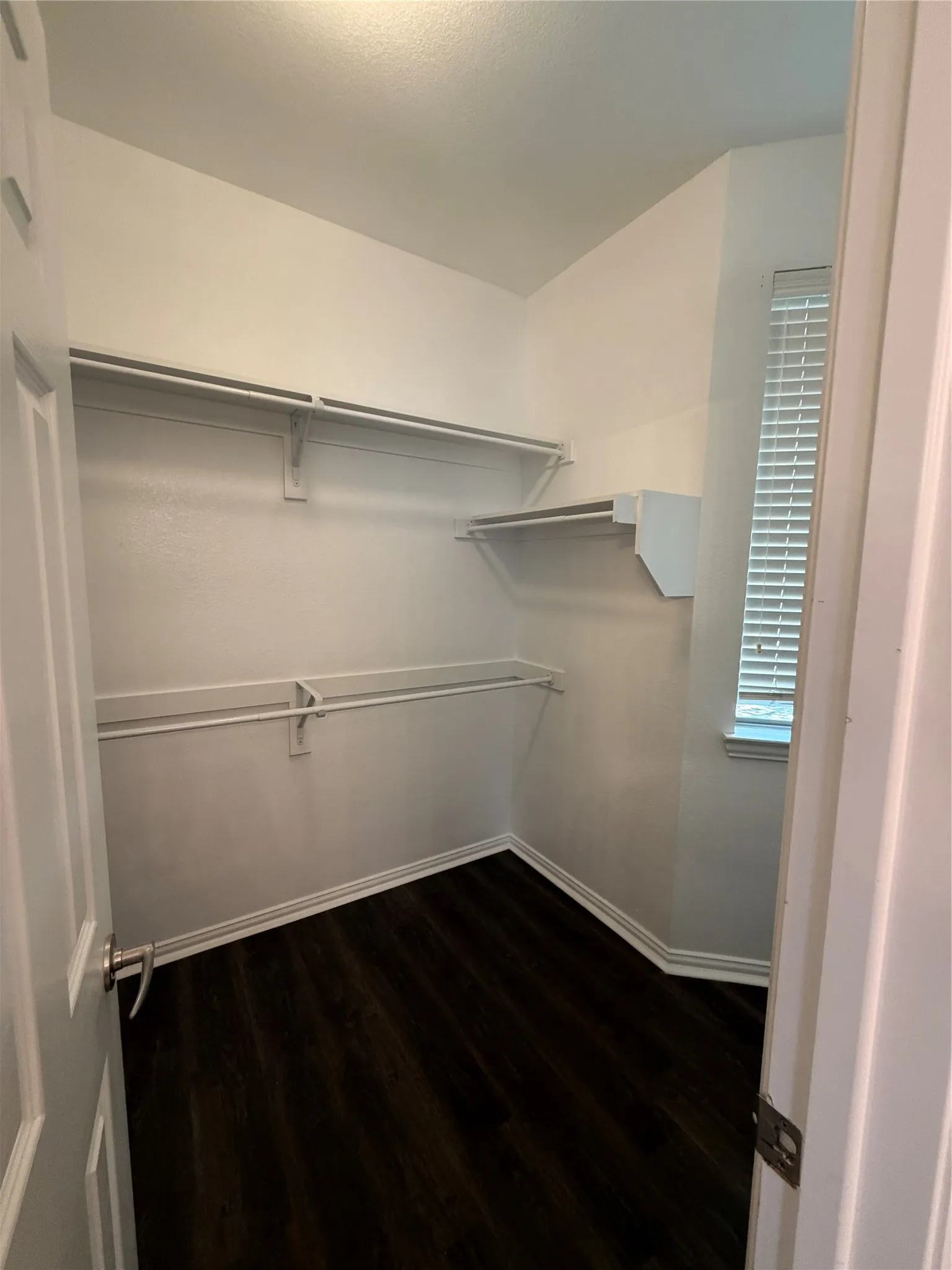 Single Family Residence For Rent in Denton County , 1016 Grey Fox Drive, Savannah, Texas 76227, 4 Bedroom, 3 Bathroom, 2 Garage spaces, 2,714 Sqft, built in 2005, mls#21329554, Real Estate Agent in Savannah, Homes For Rent in Denton county, Homes For Rent in Savannah, Realtor in Savannah Texas, Real Estate Brokerage Independent Realty Texas, Luminita Cordes Realtor