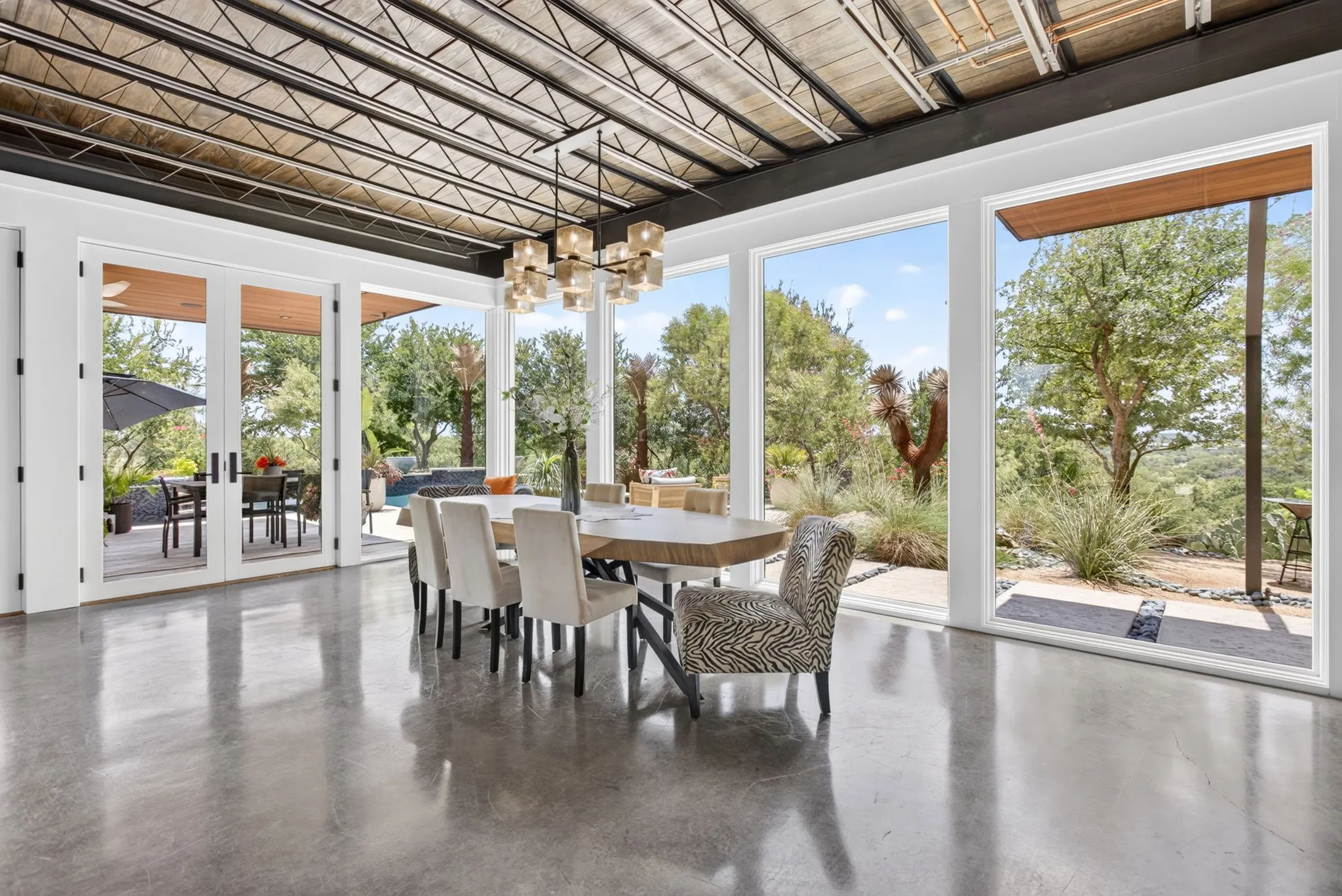Single Family Residence For Sale in Parker County , 576 Maddux Road, Weatherford, Texas 76088, 3 Bedroom, 3 Bathroom, 3 Garage spaces, 3,216 Sqft, built in 2021, mls#21327825, Real Estate Agent in Weatherford, Homes For Sale in Parker county, Homes For Sale in Weatherford, Realtor in Weatherford Texas, Real Estate Brokerage Independent Realty Texas, Luminita Cordes Realtor