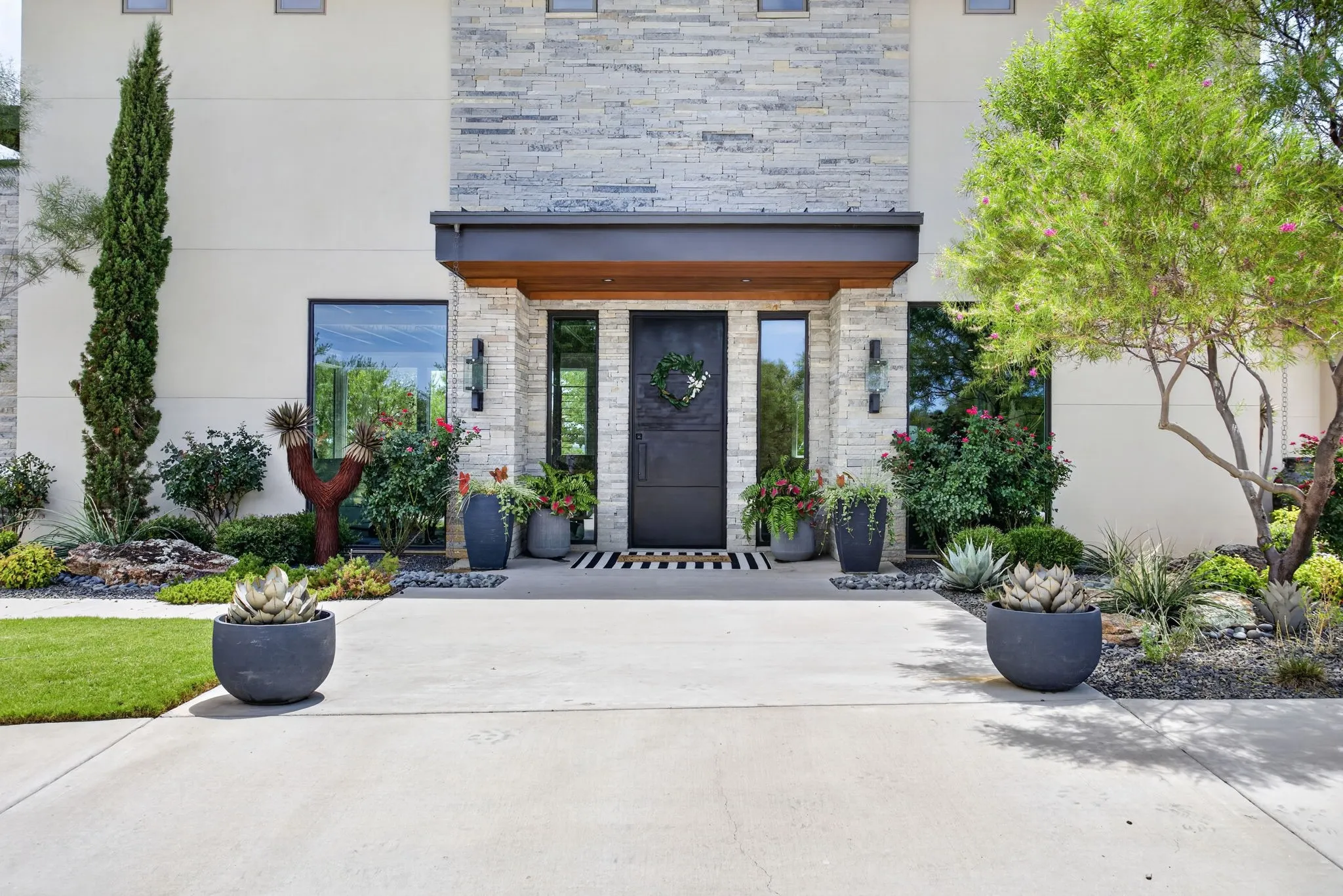 Single Family Residence For Sale in Parker County , 576 Maddux Road, Weatherford, Texas 76088, 3 Bedroom, 3 Bathroom, 3 Garage spaces, 3,216 Sqft, built in 2021, mls#21327825, Real Estate Agent in Weatherford, Homes For Sale in Parker county, Homes For Sale in Weatherford, Realtor in Weatherford Texas, Real Estate Brokerage Independent Realty Texas, Luminita Cordes Realtor