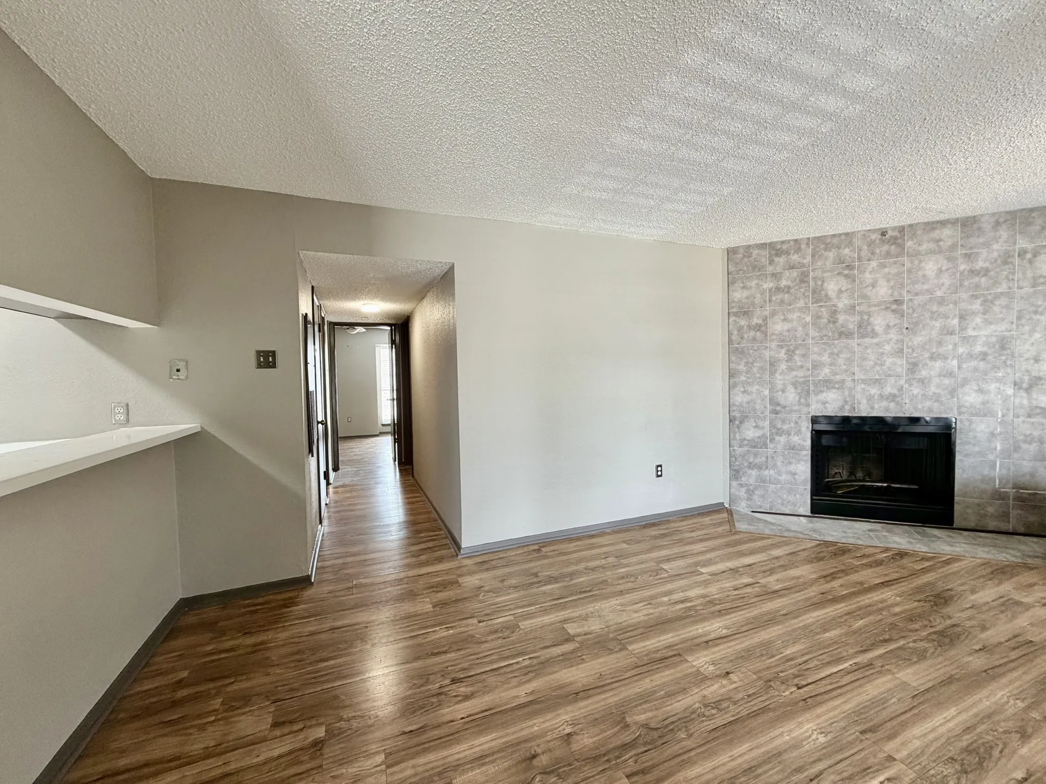 Condominium For Sale in Dallas County , 12482 Abrams Road 2521, Dallas, Texas 75243, 2 Bedrooms, 2 Bathrooms, Garage spaces, 955 Sqft, built in 1982, Price $175,000, mls#21329378, Real Estate Agent in Dallas, Homes For Sale in Dallas county, Homes For Sale in Dallas, Realtor in Dallas Texas, Real Estate Brokerage Independent Realty Texas, Luminita Cordes Realtor