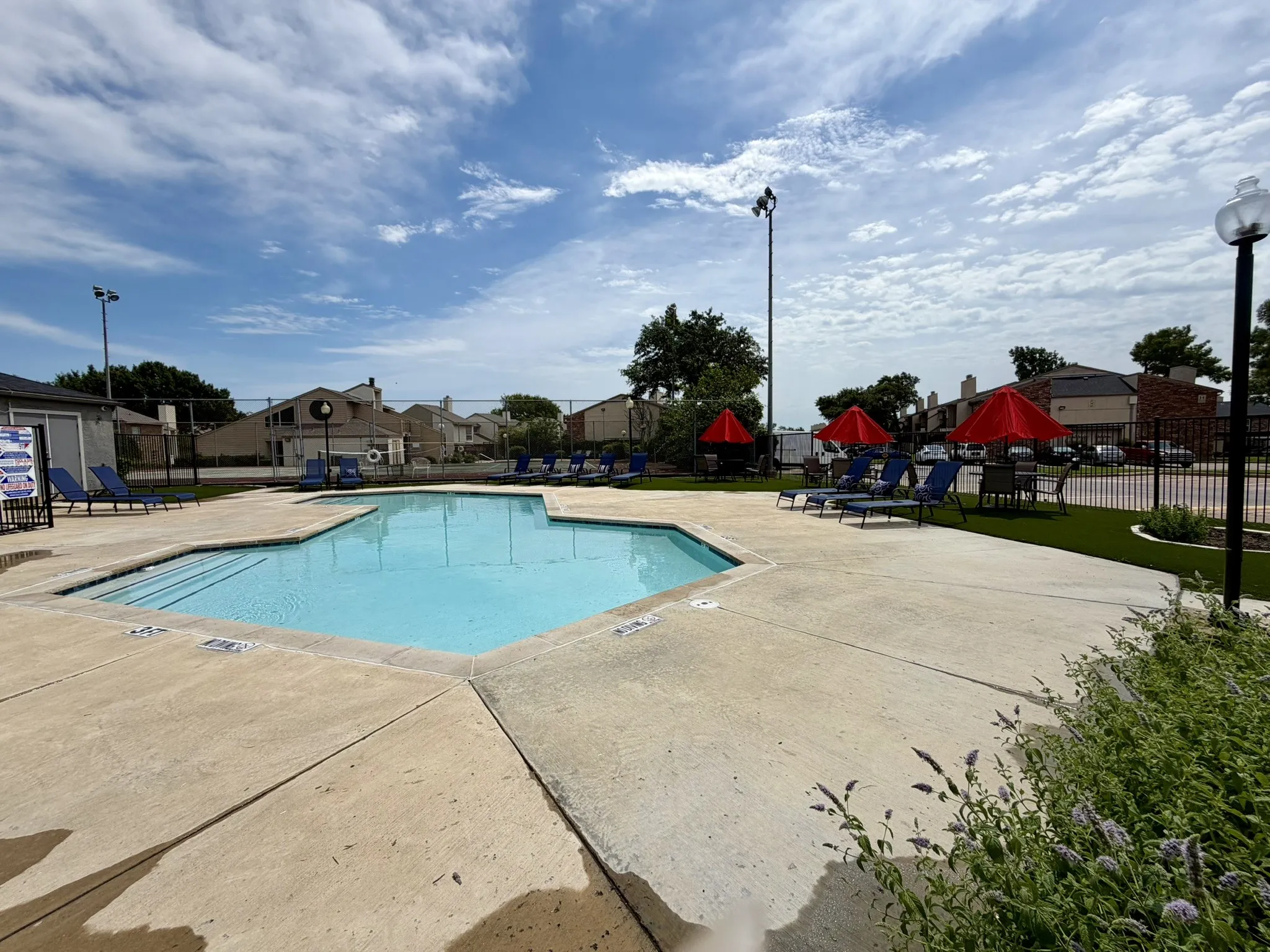Condominium For Sale in Dallas County , 12482 Abrams Road 2521, Dallas, Texas 75243, 2 Bedrooms, 2 Bathrooms, Garage spaces, 955 Sqft, built in 1982, Price $175,000, mls#21329378, Real Estate Agent in Dallas, Homes For Sale in Dallas county, Homes For Sale in Dallas, Realtor in Dallas Texas, Real Estate Brokerage Independent Realty Texas, Luminita Cordes Realtor