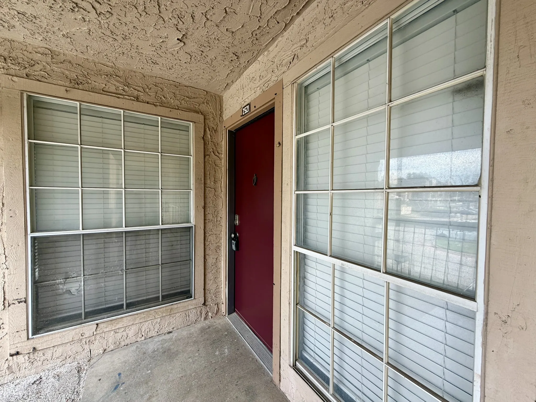 Condominium For Sale in Dallas County , 12482 Abrams Road 2521, Dallas, Texas 75243, 2 Bedrooms, 2 Bathrooms, Garage spaces, 955 Sqft, built in 1982, Price $175,000, mls#21329378, Real Estate Agent in Dallas, Homes For Sale in Dallas county, Homes For Sale in Dallas, Realtor in Dallas Texas, Real Estate Brokerage Independent Realty Texas, Luminita Cordes Realtor