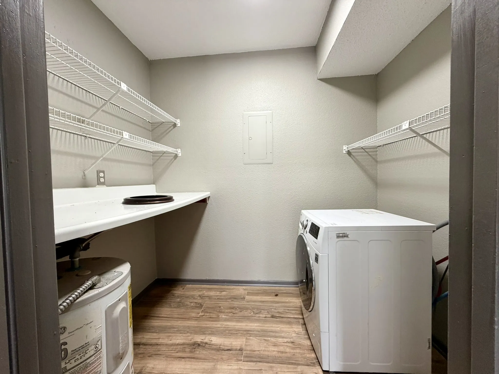Condominium For Sale in Dallas County , 12482 Abrams Road 2521, Dallas, Texas 75243, 2 Bedrooms, 2 Bathrooms, Garage spaces, 955 Sqft, built in 1982, Price $175,000, mls#21329378, Real Estate Agent in Dallas, Homes For Sale in Dallas county, Homes For Sale in Dallas, Realtor in Dallas Texas, Real Estate Brokerage Independent Realty Texas, Luminita Cordes Realtor