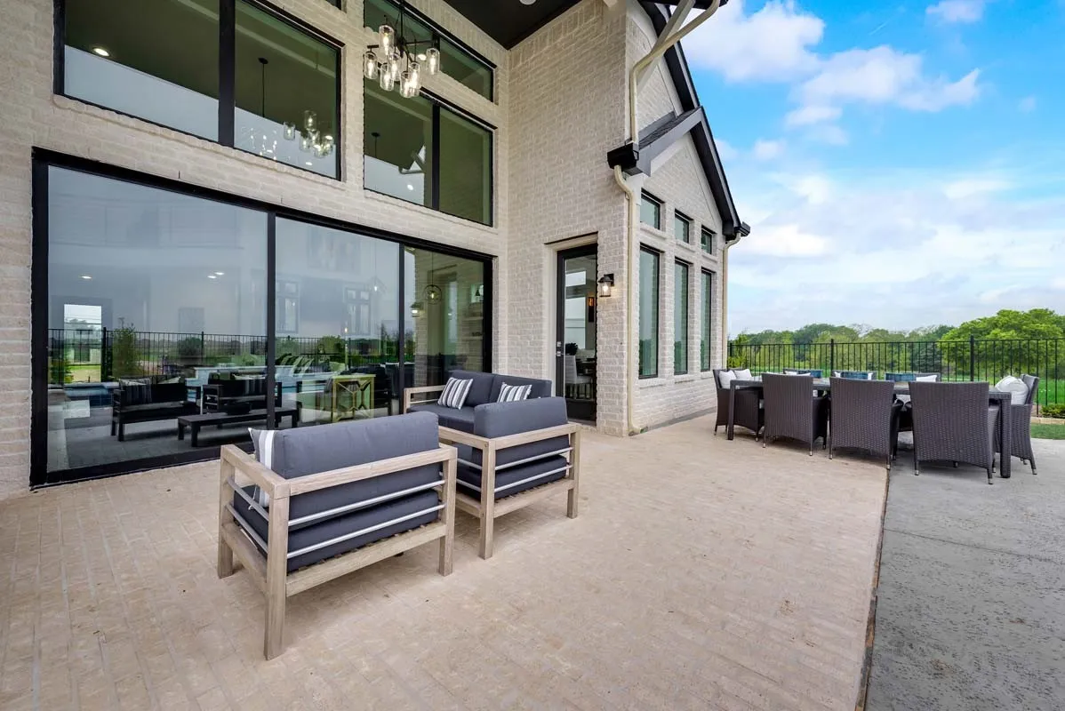 Single Family Residence For Sale in Collin County , 2804 Fountain Park Drive, Celina, Texas 75009, 5 Bedroom, 5 Bathroom, 2 Garage spaces, 4,137 Sqft, built in 2020, mls#21329587, Real Estate Agent in Celina, Homes For Sale in Collin county, Homes For Sale in Celina, Realtor in Celina Texas, Real Estate Brokerage Independent Realty Texas, Luminita Cordes Realtor