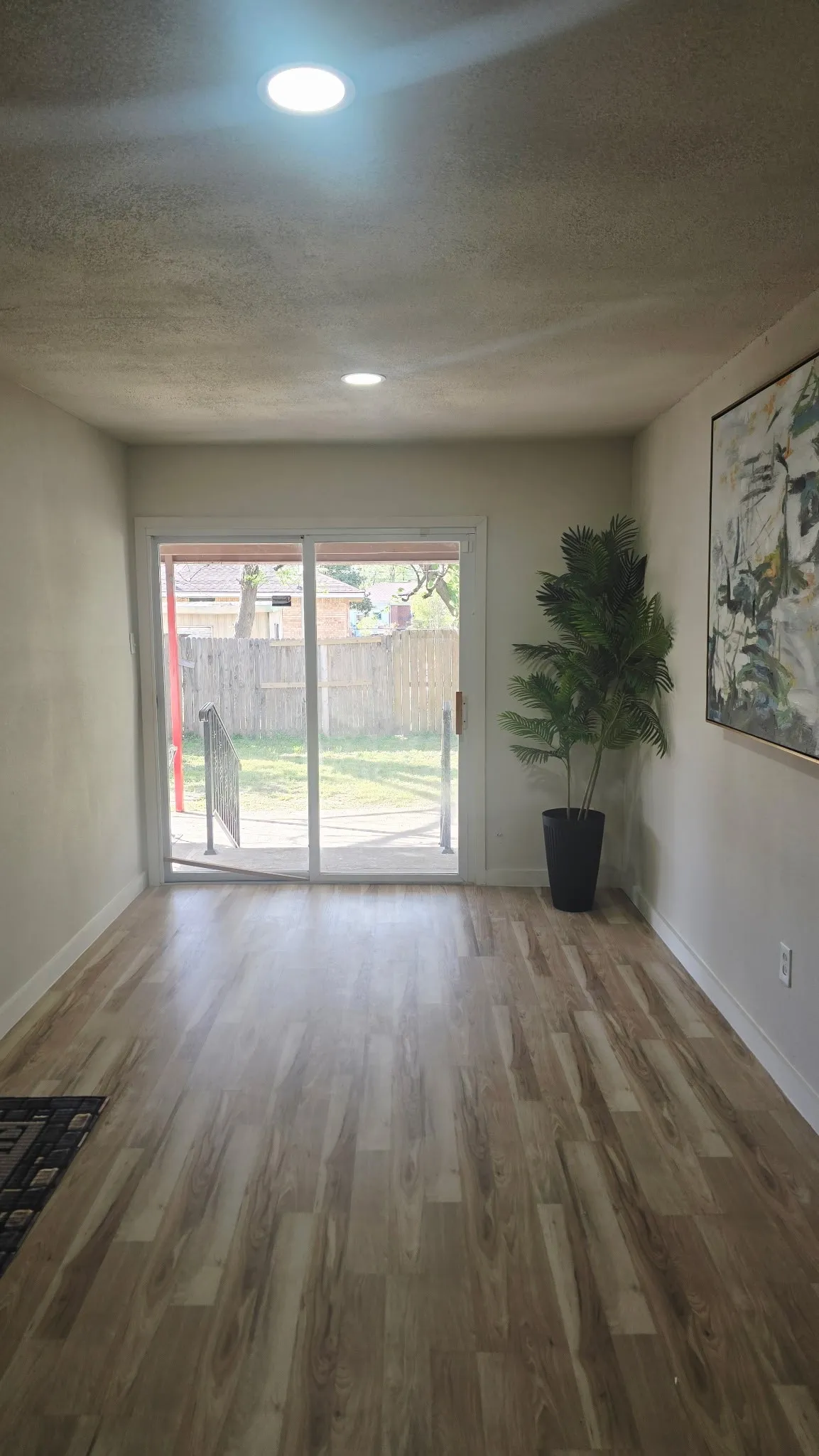 Single Family Residence For Sale in Dallas County , 1415 Gillette Street, Dallas, Texas 75217, 4 Bedrooms, 3 Bathrooms, 2 Garage spaces, 2,800 Sqft, built in 1957, Price $350,000, mls#21329589, Real Estate Agent in Dallas, Homes For Sale in Dallas county, Homes For Sale in Dallas, Realtor in Dallas Texas, Real Estate Brokerage Independent Realty Texas, Luminita Cordes Realtor