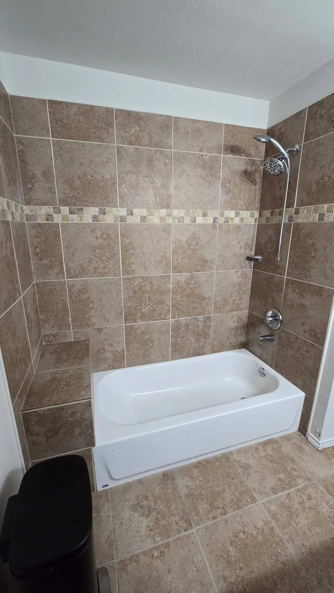 Single Family Residence For Sale in Dallas County , 1415 Gillette Street, Dallas, Texas 75217, 4 Bedrooms, 3 Bathrooms, 2 Garage spaces, 2,800 Sqft, built in 1957, Price $350,000, mls#21329589, Real Estate Agent in Dallas, Homes For Sale in Dallas county, Homes For Sale in Dallas, Realtor in Dallas Texas, Real Estate Brokerage Independent Realty Texas, Luminita Cordes Realtor