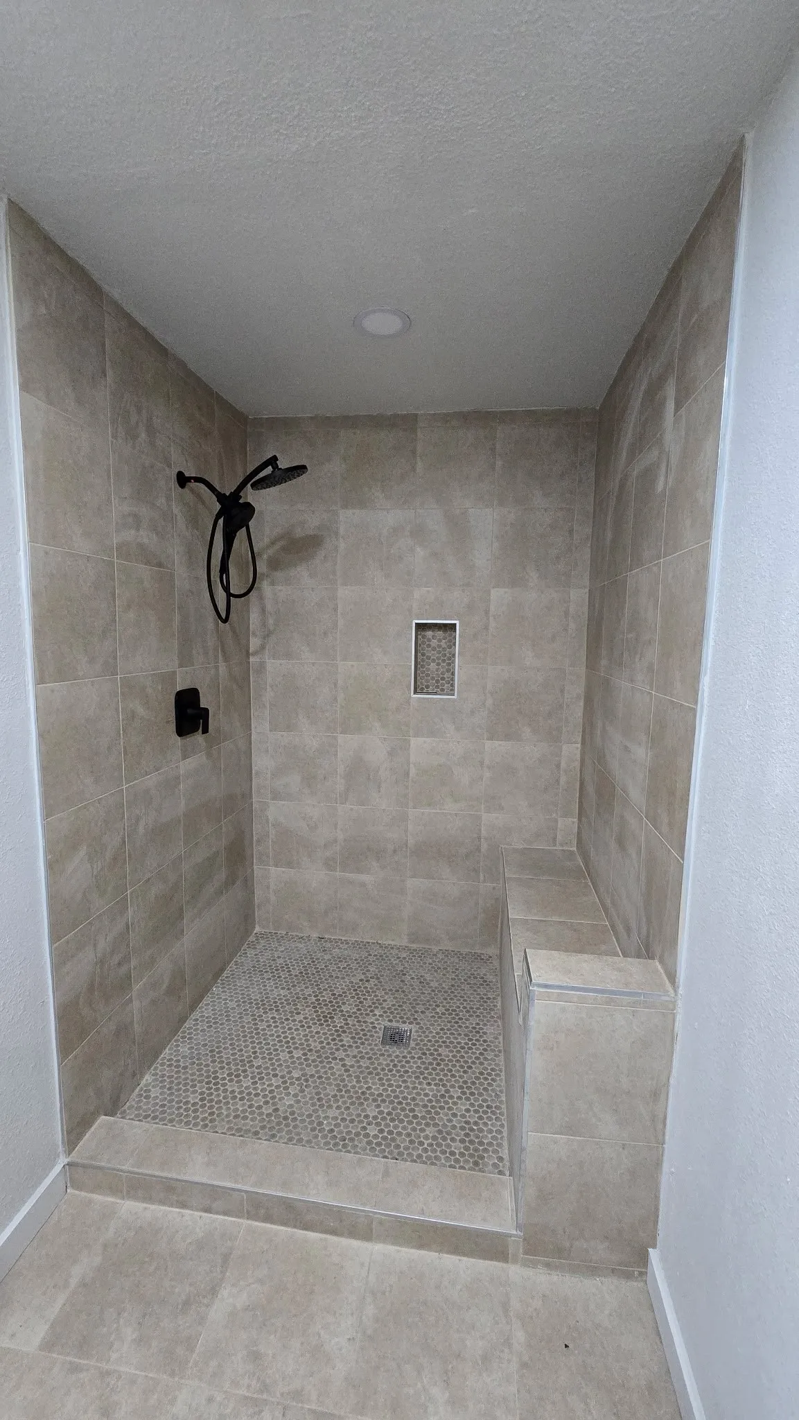 Single Family Residence For Sale in Dallas County , 1415 Gillette Street, Dallas, Texas 75217, 4 Bedrooms, 3 Bathrooms, 2 Garage spaces, 2,800 Sqft, built in 1957, Price $350,000, mls#21329589, Real Estate Agent in Dallas, Homes For Sale in Dallas county, Homes For Sale in Dallas, Realtor in Dallas Texas, Real Estate Brokerage Independent Realty Texas, Luminita Cordes Realtor