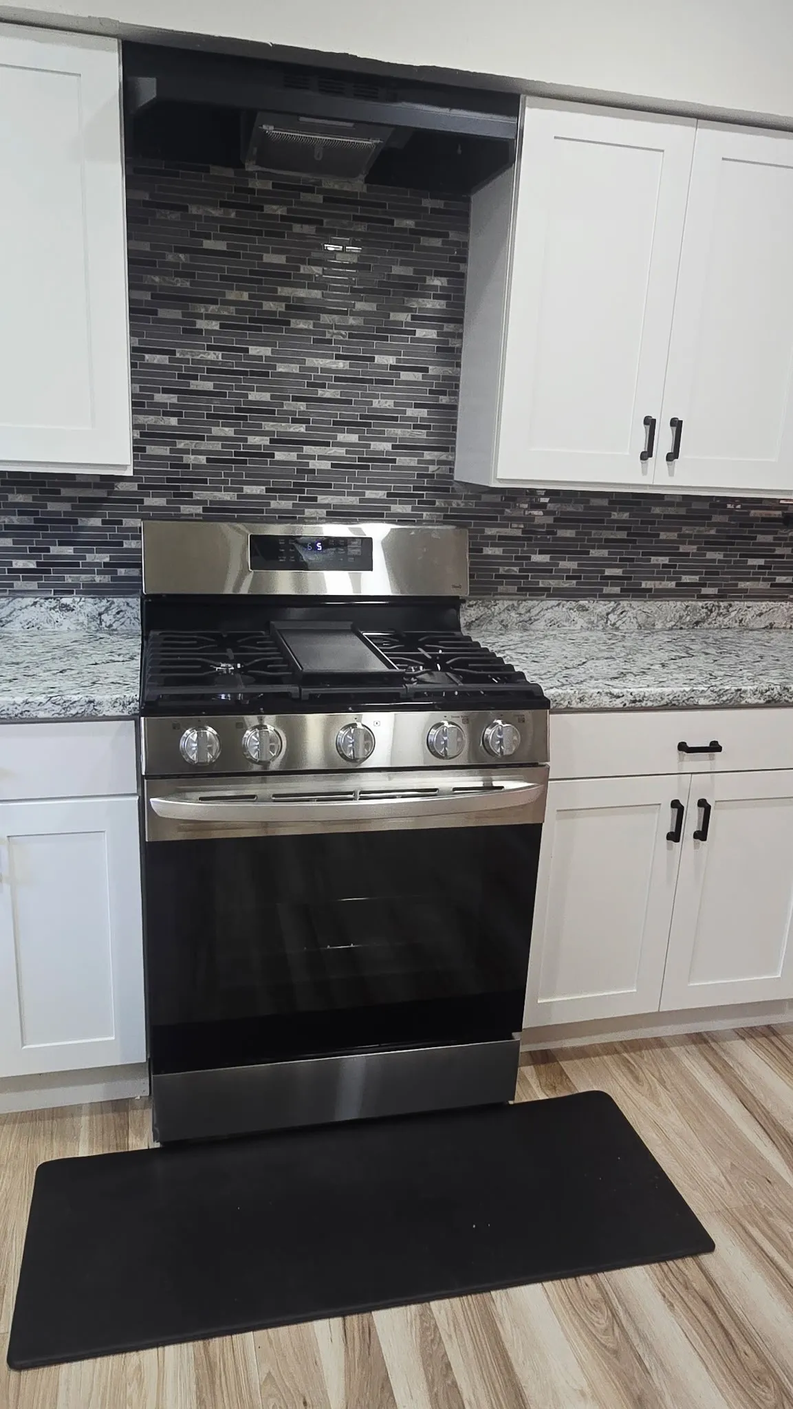 Single Family Residence For Sale in Dallas County , 1415 Gillette Street, Dallas, Texas 75217, 4 Bedrooms, 3 Bathrooms, 2 Garage spaces, 2,800 Sqft, built in 1957, Price $350,000, mls#21329589, Real Estate Agent in Dallas, Homes For Sale in Dallas county, Homes For Sale in Dallas, Realtor in Dallas Texas, Real Estate Brokerage Independent Realty Texas, Luminita Cordes Realtor