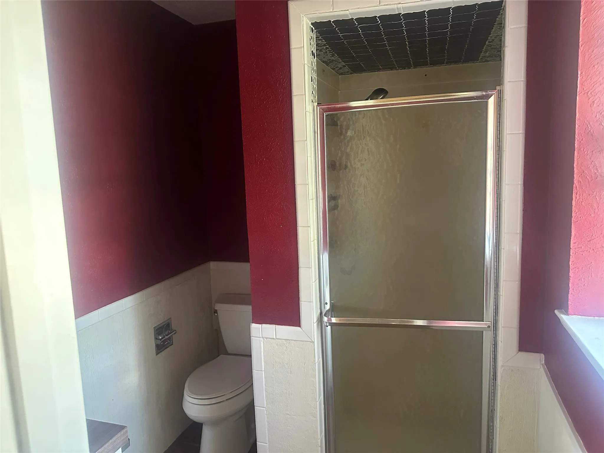 Single Family Residence For Sale in Montague County , 1507 N Matthews Street, Bowie, Texas 76230, 3 Bedroom, 2 Bathroom, 2 Garage spaces, 1,403 Sqft, built in 1968, mls#21329595, Real Estate Agent in Bowie, Homes For Sale in Montague county, Homes For Sale in Bowie, Realtor in Bowie Texas, Real Estate Brokerage Independent Realty Texas, Luminita Cordes Realtor
