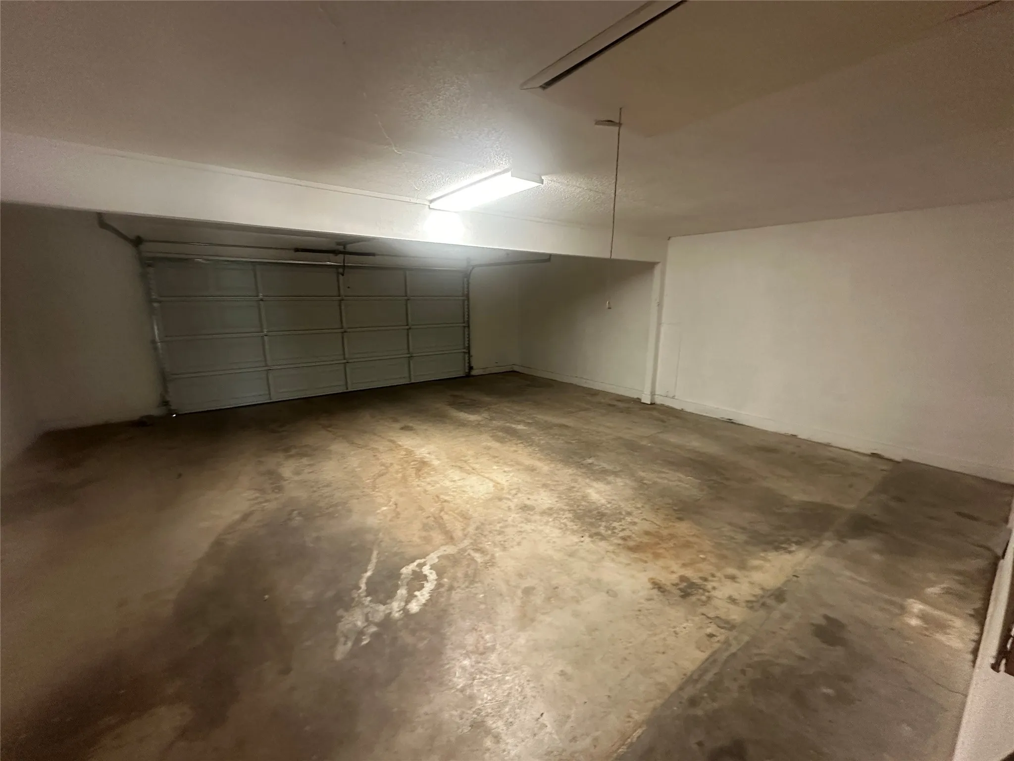 Single Family Residence For Sale in Montague County , 1507 N Matthews Street, Bowie, Texas 76230, 3 Bedroom, 2 Bathroom, 2 Garage spaces, 1,403 Sqft, built in 1968, mls#21329595, Real Estate Agent in Bowie, Homes For Sale in Montague county, Homes For Sale in Bowie, Realtor in Bowie Texas, Real Estate Brokerage Independent Realty Texas, Luminita Cordes Realtor