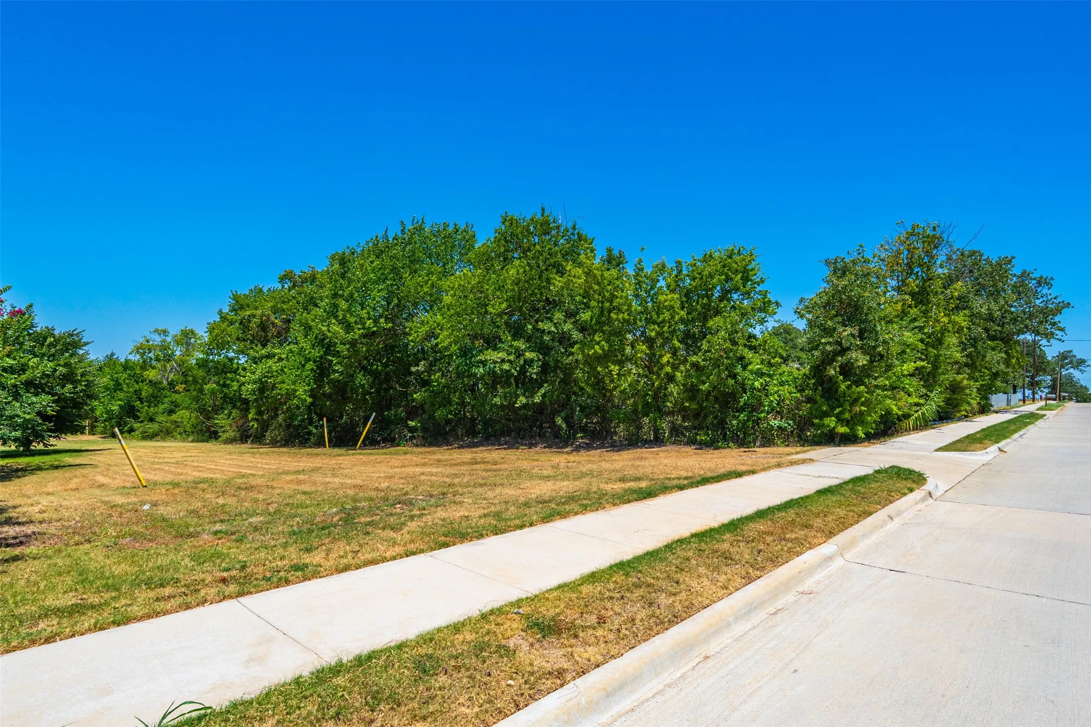 Improved Land For Sale in Tarrant County , 137 Collett Sublett Road, Kennedale, Texas 76060, 0, 0, Garage spaces, 0 Sqft, built in 1900, mls#21326580, Real Estate Agent in Kennedale, Homes For Sale in Tarrant county, Homes For Sale in Kennedale, Realtor in Kennedale Texas, Real Estate Brokerage Independent Realty Texas, Luminita Cordes Realtor