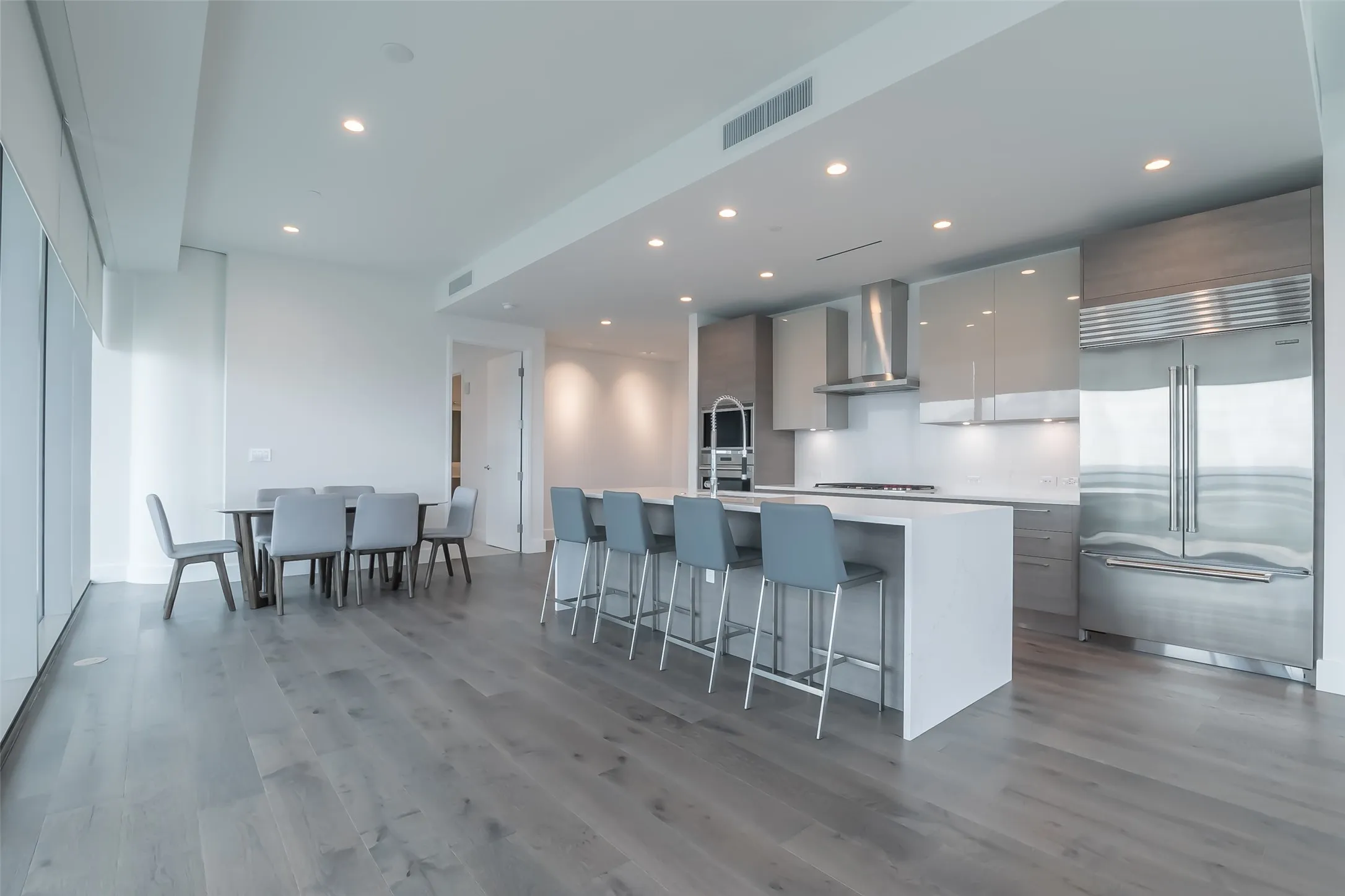 Condominium For Rent in Collin County , 7901 Windrose Avenue 1001, Plano, Texas 75024, 2 Bedroom, 3 Bathroom, 2 Garage spaces, 2,245 Sqft, built in 2019, mls#21326969, Real Estate Agent in Plano, Homes For Rent in Collin county, Homes For Rent in Plano, Realtor in Plano Texas, Real Estate Brokerage Independent Realty Texas, Luminita Cordes Realtor