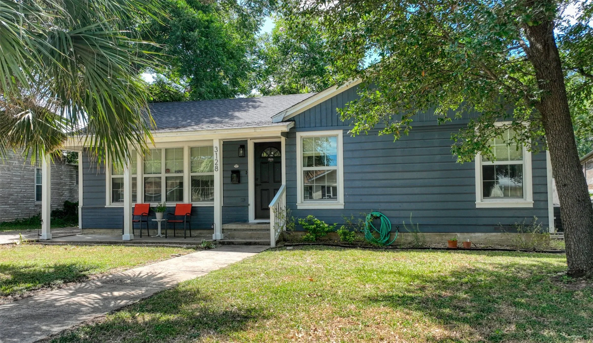 Single Family Residence For Sale in Mc Lennan County , 3128 Fadal Avenue, Waco, Texas 76708, 2 Bedroom, 1 Bathroom, Garage spaces, 1,057 Sqft, built in 1950, mls#21324526, Real Estate Agent in Waco, Homes For Sale in Mc Lennan county, Homes For Sale in Waco, Realtor in Waco Texas, Real Estate Brokerage Independent Realty Texas, Luminita Cordes Realtor