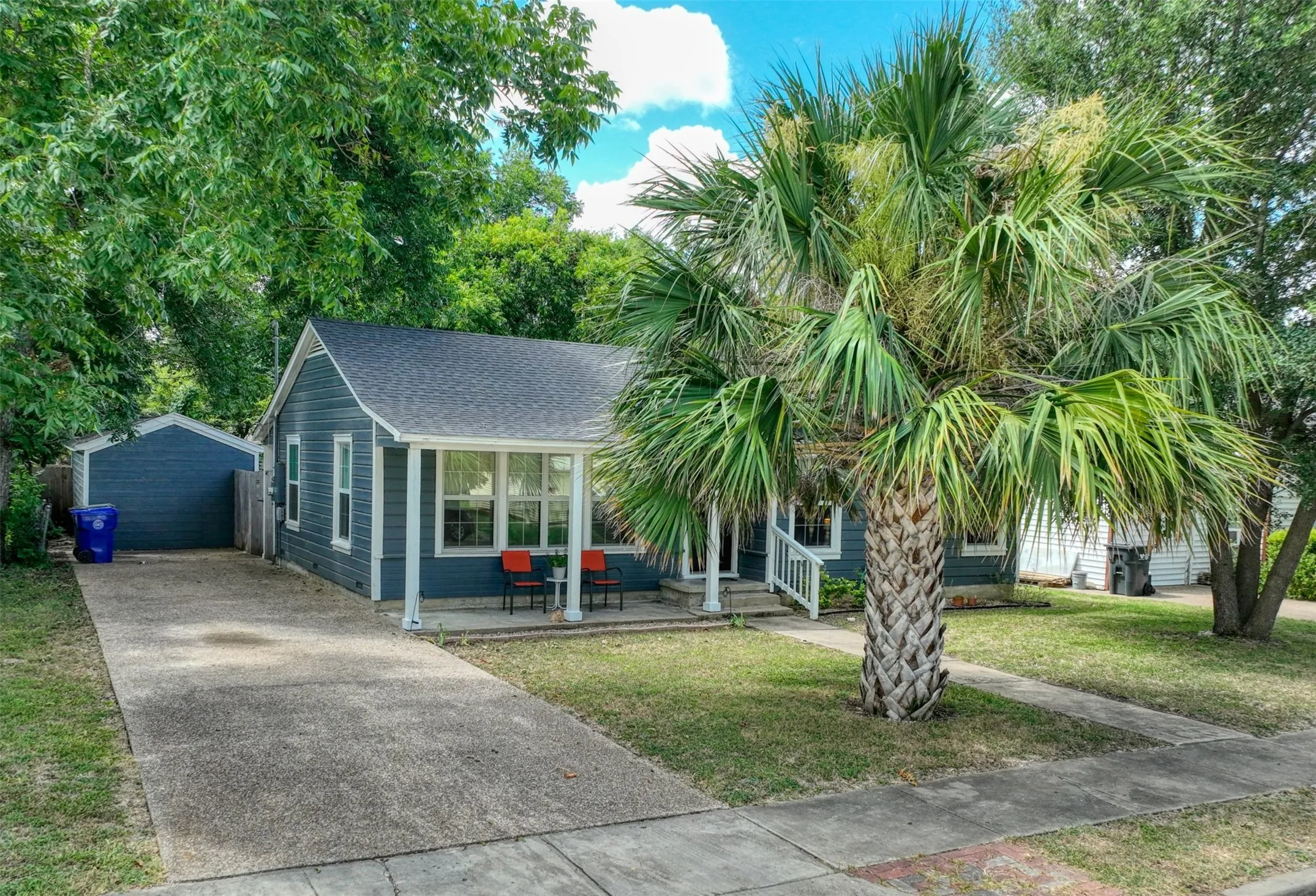 Single Family Residence For Sale in Mc Lennan County , 3128 Fadal Avenue, Waco, Texas 76708, 2 Bedroom, 1 Bathroom, Garage spaces, 1,057 Sqft, built in 1950, mls#21324526, Real Estate Agent in Waco, Homes For Sale in Mc Lennan county, Homes For Sale in Waco, Realtor in Waco Texas, Real Estate Brokerage Independent Realty Texas, Luminita Cordes Realtor