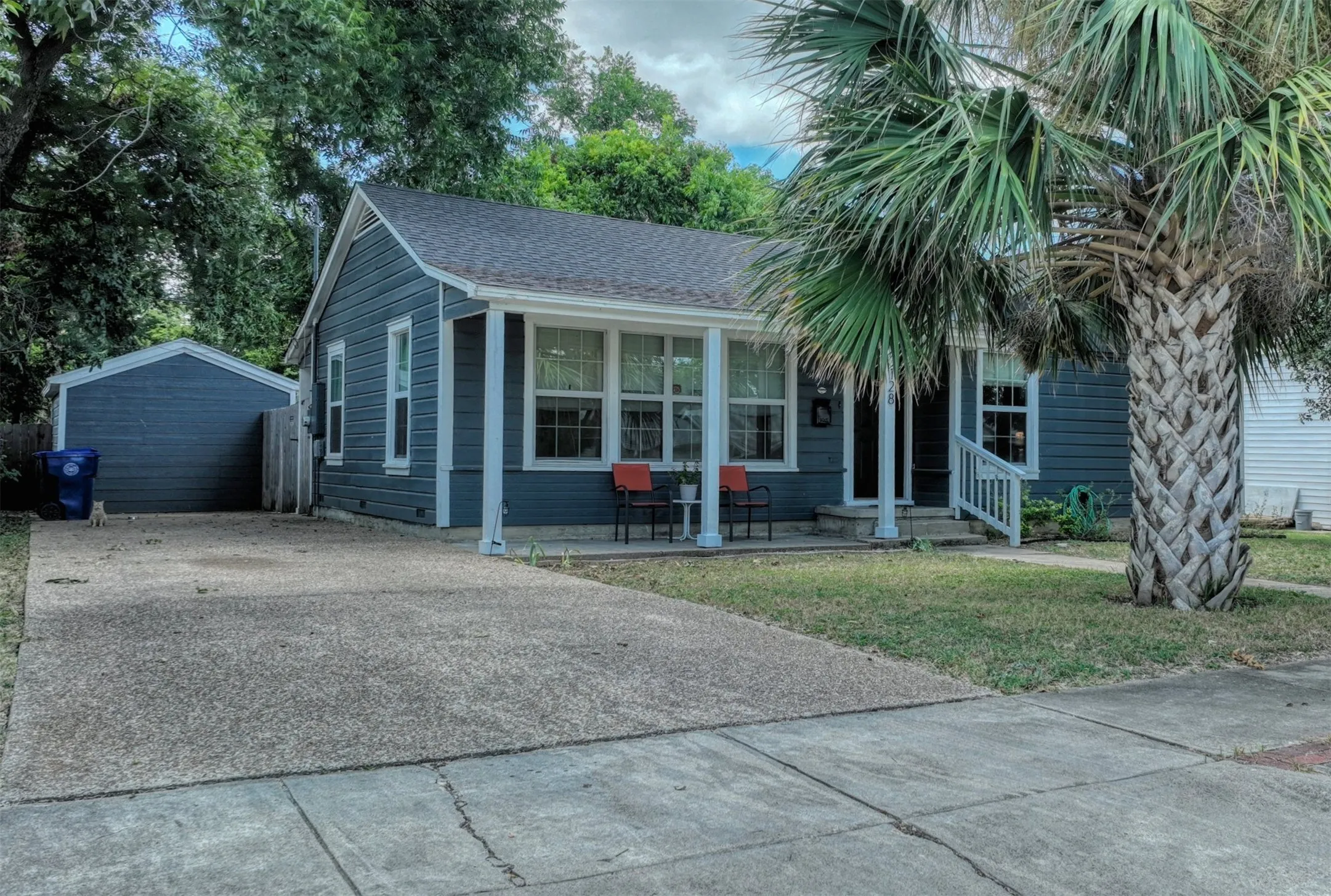 Single Family Residence For Sale in Mc Lennan County , 3128 Fadal Avenue, Waco, Texas 76708, 2 Bedroom, 1 Bathroom, Garage spaces, 1,057 Sqft, built in 1950, mls#21324526, Real Estate Agent in Waco, Homes For Sale in Mc Lennan county, Homes For Sale in Waco, Realtor in Waco Texas, Real Estate Brokerage Independent Realty Texas, Luminita Cordes Realtor