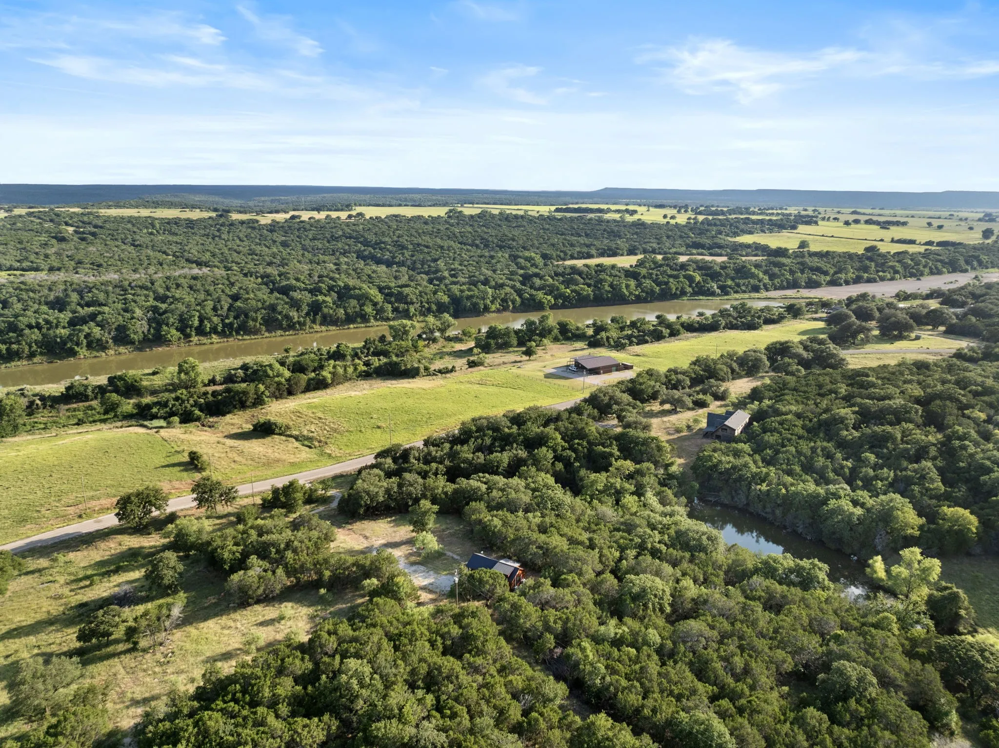 Single Family Residence For Sale in Palo Pinto County , 2134 River Shoals Road, Mineral Wells, Texas 76067, 1 Bedroom, 1 Bathroom, Garage spaces, 448 Sqft, built in 2024, mls#21325066, Real Estate Agent in Mineral Wells, Homes For Sale in Palo Pinto county, Homes For Sale in Mineral Wells, Realtor in Mineral Wells Texas, Real Estate Brokerage Independent Realty Texas, Luminita Cordes Realtor