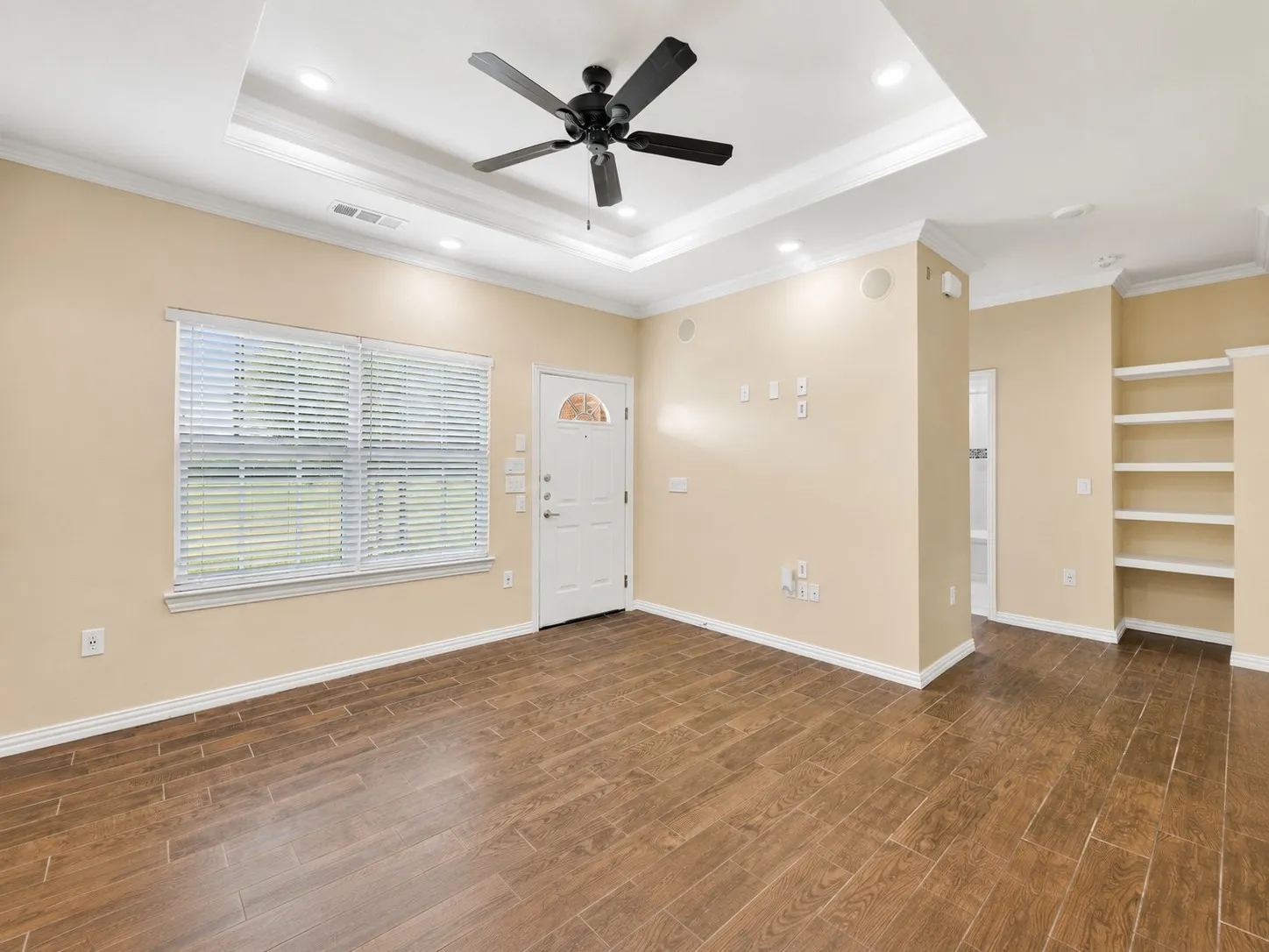 Single Family Residence For Sale in Kaufman County , 6011 Haley Way, Crandall, Texas 75114, 4 Bedroom, 3 Bathroom, 2 Garage spaces, 1,422 Sqft, built in 2018, mls#21327016, Real Estate Agent in Crandall, Homes For Sale in Kaufman county, Homes For Sale in Crandall, Realtor in Crandall Texas, Real Estate Brokerage Independent Realty Texas, Luminita Cordes Realtor