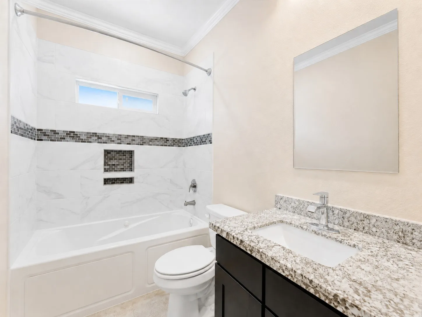 Single Family Residence For Sale in Kaufman County , 6011 Haley Way, Crandall, Texas 75114, 4 Bedroom, 3 Bathroom, 2 Garage spaces, 1,422 Sqft, built in 2018, mls#21327016, Real Estate Agent in Crandall, Homes For Sale in Kaufman county, Homes For Sale in Crandall, Realtor in Crandall Texas, Real Estate Brokerage Independent Realty Texas, Luminita Cordes Realtor