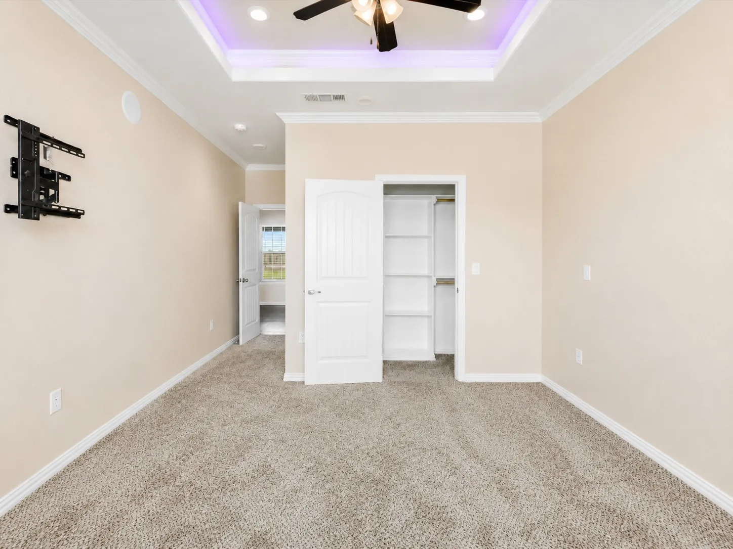 Single Family Residence For Sale in Kaufman County , 6011 Haley Way, Crandall, Texas 75114, 4 Bedroom, 3 Bathroom, 2 Garage spaces, 1,422 Sqft, built in 2018, mls#21327016, Real Estate Agent in Crandall, Homes For Sale in Kaufman county, Homes For Sale in Crandall, Realtor in Crandall Texas, Real Estate Brokerage Independent Realty Texas, Luminita Cordes Realtor
