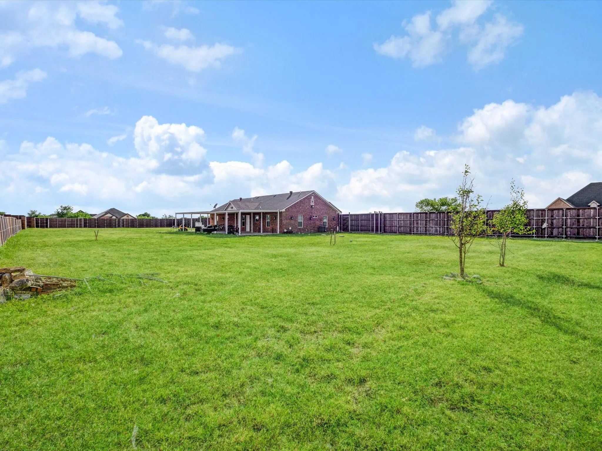 Single Family Residence For Sale in Kaufman County , 6011 Haley Way, Crandall, Texas 75114, 4 Bedroom, 3 Bathroom, 2 Garage spaces, 1,422 Sqft, built in 2018, mls#21327016, Real Estate Agent in Crandall, Homes For Sale in Kaufman county, Homes For Sale in Crandall, Realtor in Crandall Texas, Real Estate Brokerage Independent Realty Texas, Luminita Cordes Realtor