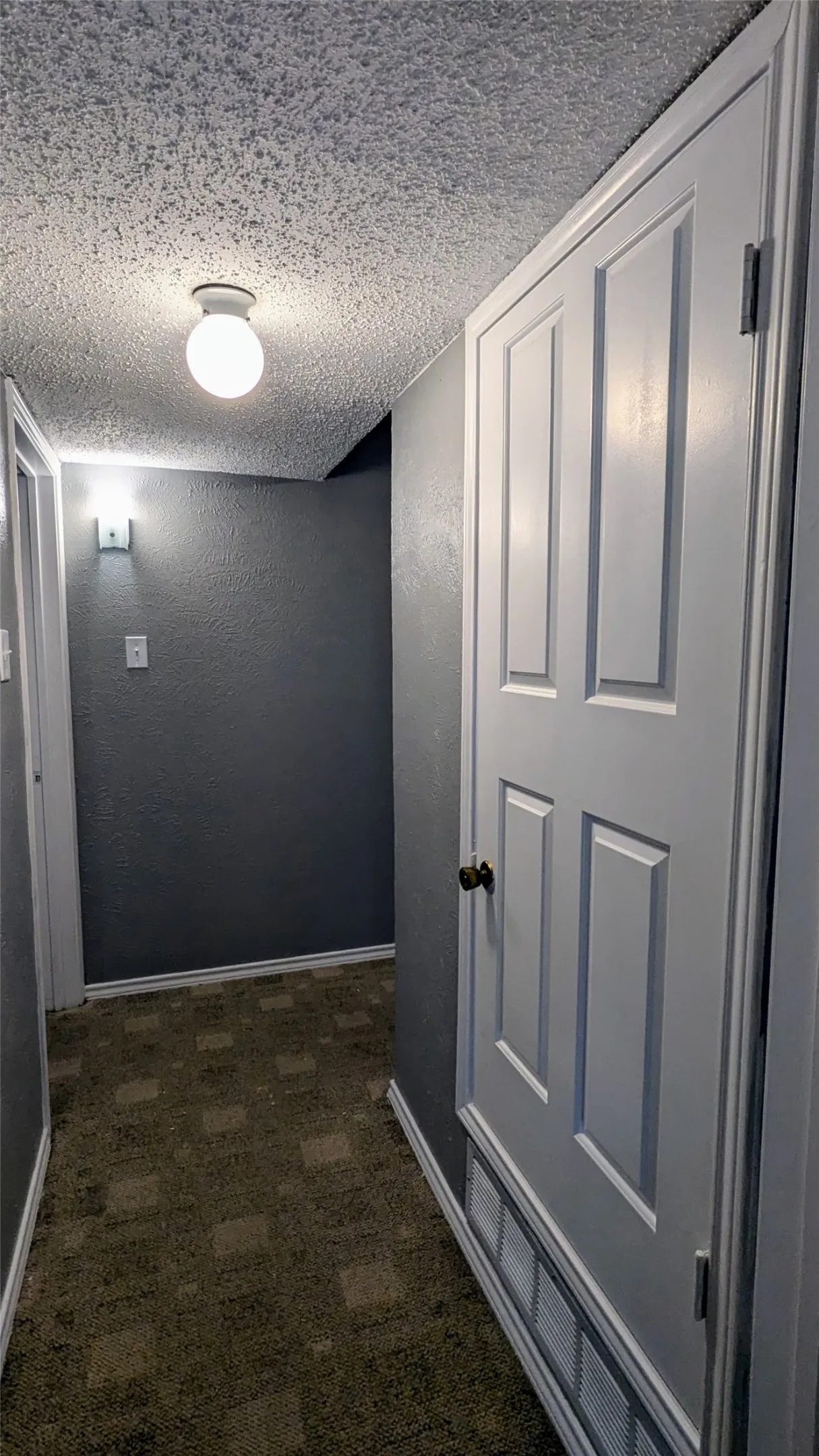 Condominium For Sale in Dallas County , 1003 Vedral Place, Cedar Hill, Texas 75104, 2 Bedroom, 2 Bathroom, Garage spaces, 1,002 Sqft, built in 1983, mls#21329568, Real Estate Agent in Cedar Hill, Homes For Sale in Dallas county, Homes For Sale in Cedar Hill, Realtor in Cedar Hill Texas, Real Estate Brokerage Independent Realty Texas, Luminita Cordes Realtor