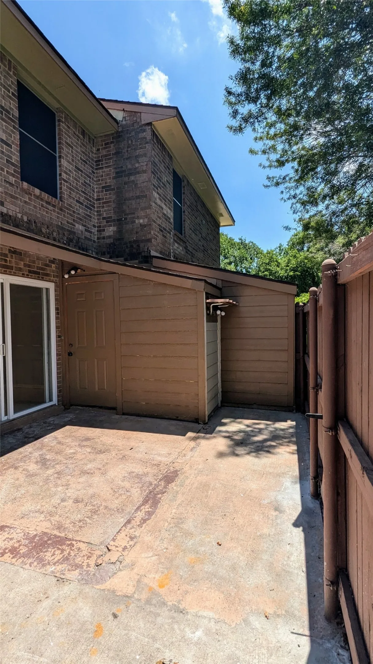 Private Easy Care Patio