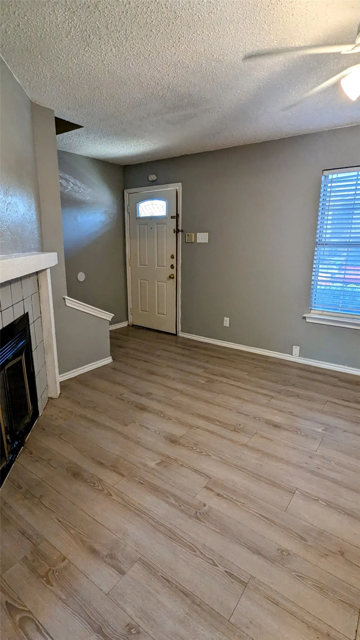 Condominium For Sale in Dallas County , 1003 Vedral Place, Cedar Hill, Texas 75104, 2 Bedroom, 2 Bathroom, Garage spaces, 1,002 Sqft, built in 1983, mls#21329568, Real Estate Agent in Cedar Hill, Homes For Sale in Dallas county, Homes For Sale in Cedar Hill, Realtor in Cedar Hill Texas, Real Estate Brokerage Independent Realty Texas, Luminita Cordes Realtor