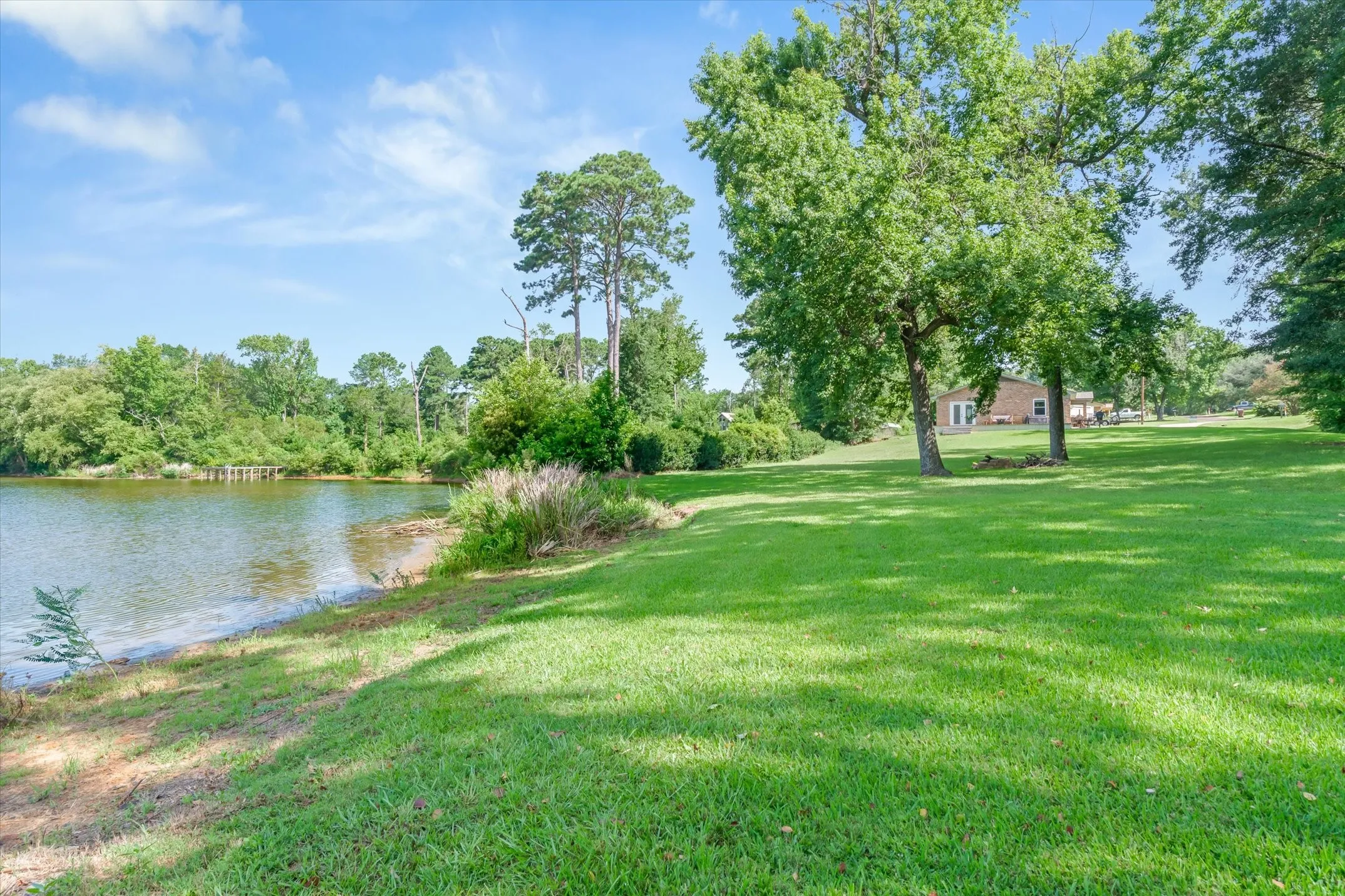 Single Family Residence For Sale in Wood County , 222 County Road 4850, Winnsboro, Texas 75494, 3 Bedroom, 2 Bathroom, 2 Garage spaces, 1,517 Sqft, built in 1979, mls#21329654, Real Estate Agent in Winnsboro, Homes For Sale in Wood county, Homes For Sale in Winnsboro, Realtor in Winnsboro Texas, Real Estate Brokerage Independent Realty Texas, Luminita Cordes Realtor