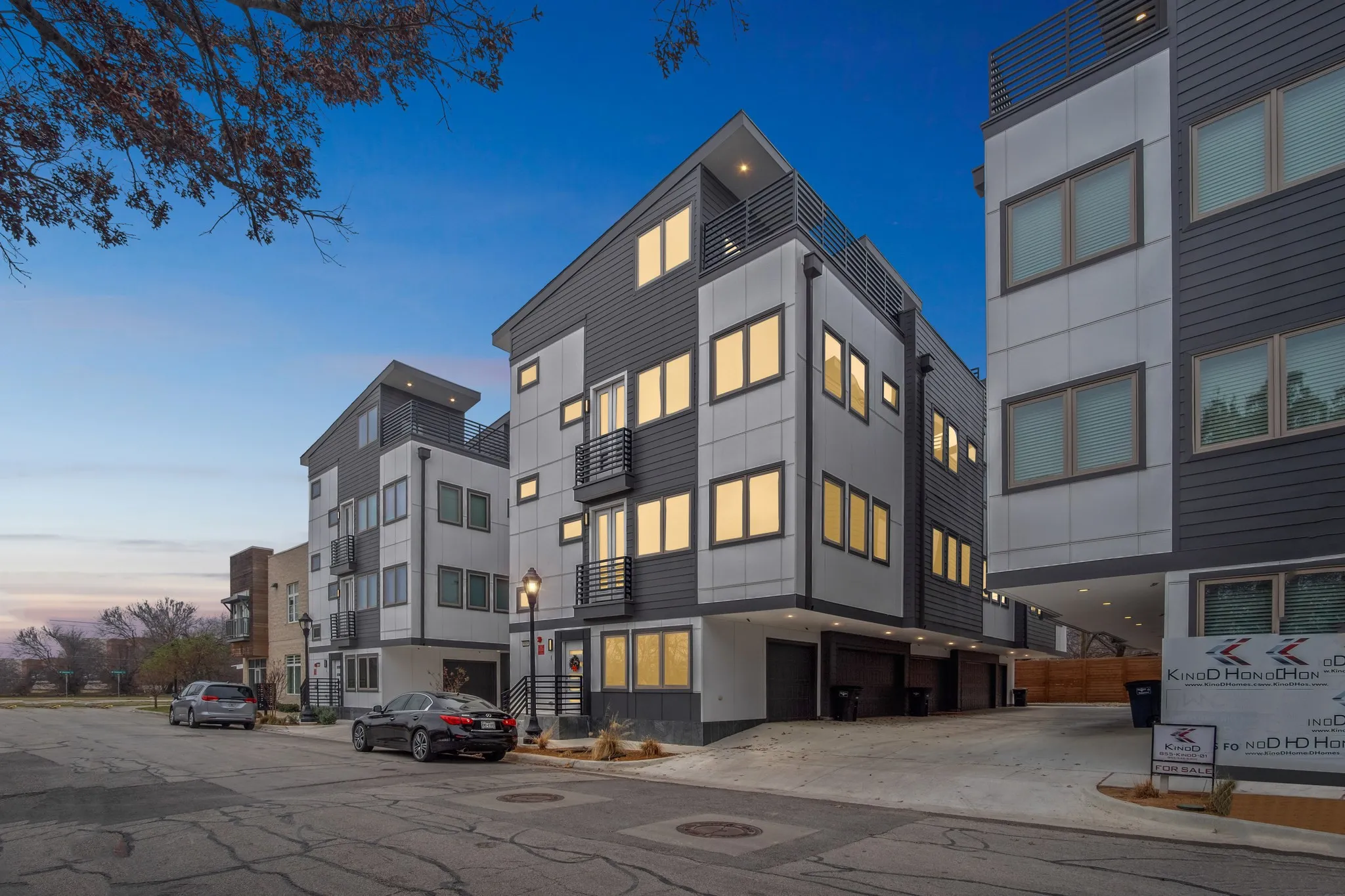 Condominium For Sale in Tarrant County , 1118 Galveston Avenue 3, Fort Worth, Texas 76104, 2 Bedroom, 3 Bathroom, 2 Garage spaces, 1,288 Sqft, built in 2021, mls#21328970, Real Estate Agent in Fort Worth, Homes For Sale in Tarrant county, Homes For Sale in Fort Worth, Realtor in Fort Worth Texas, Real Estate Brokerage Independent Realty Texas, Luminita Cordes Realtor