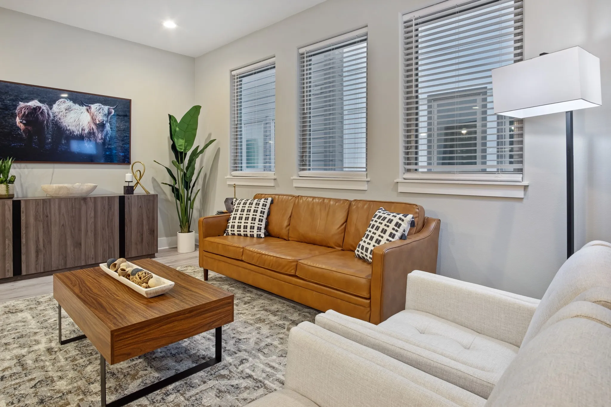 Condominium For Sale in Tarrant County , 1118 Galveston Avenue 3, Fort Worth, Texas 76104, 2 Bedroom, 3 Bathroom, 2 Garage spaces, 1,288 Sqft, built in 2021, mls#21328970, Real Estate Agent in Fort Worth, Homes For Sale in Tarrant county, Homes For Sale in Fort Worth, Realtor in Fort Worth Texas, Real Estate Brokerage Independent Realty Texas, Luminita Cordes Realtor