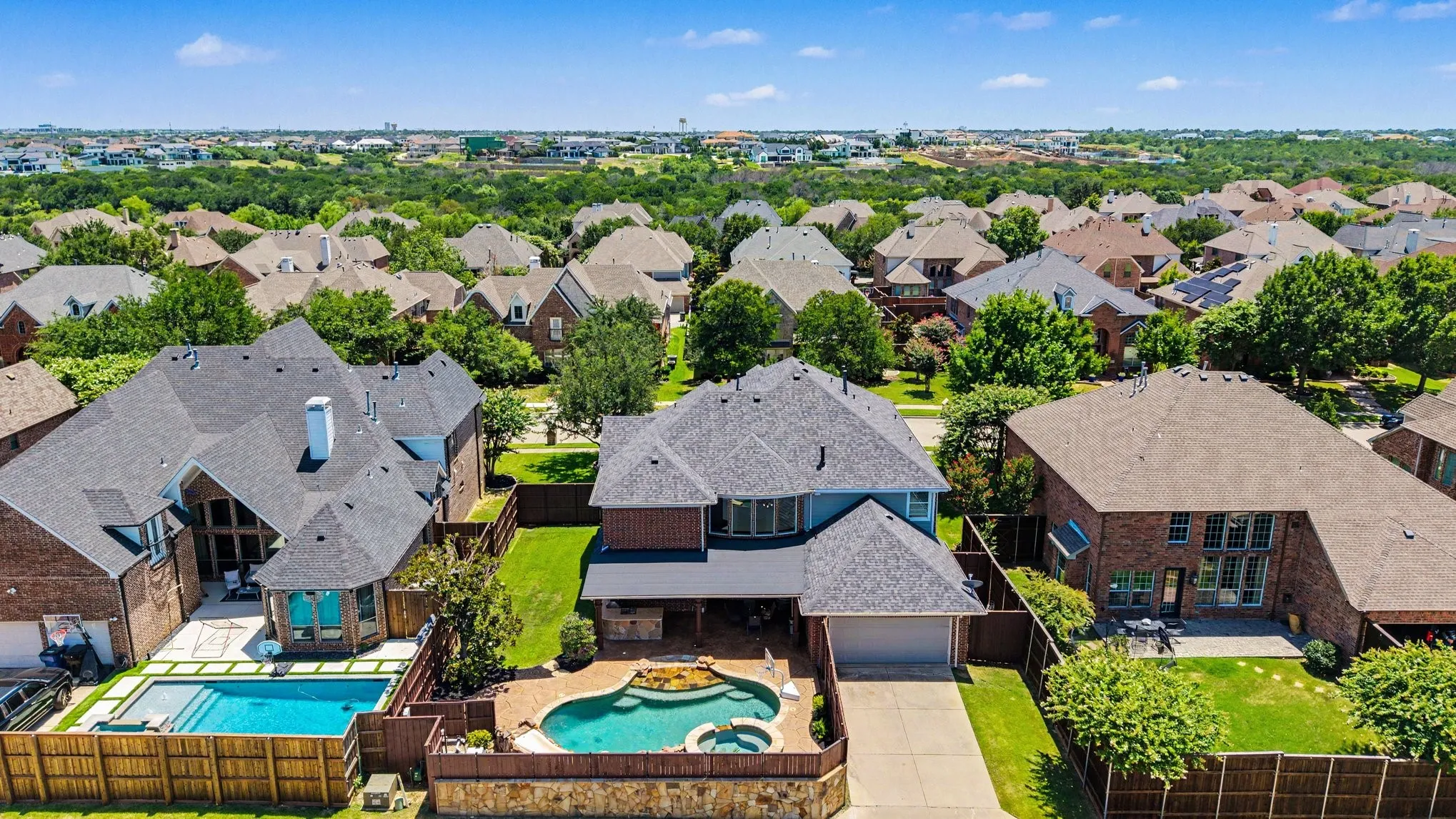 Single Family Residence For Sale in Denton County , 1632 Sandstone Drive, Frisco, Texas 75034, 4 Bedroom, 4 Bathroom, 3 Garage spaces, 3,767 Sqft, built in 2006, mls#21329645, Real Estate Agent in Frisco, Homes For Sale in Denton county, Homes For Sale in Frisco, Realtor in Frisco Texas, Real Estate Brokerage Independent Realty Texas, Luminita Cordes Realtor