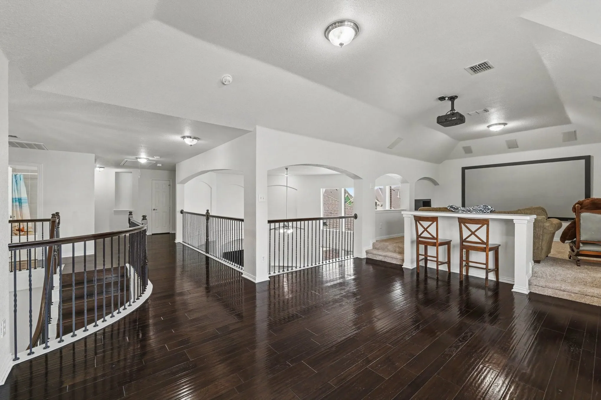 Single Family Residence For Sale in Denton County , 1632 Sandstone Drive, Frisco, Texas 75034, 4 Bedroom, 4 Bathroom, 3 Garage spaces, 3,767 Sqft, built in 2006, mls#21329645, Real Estate Agent in Frisco, Homes For Sale in Denton county, Homes For Sale in Frisco, Realtor in Frisco Texas, Real Estate Brokerage Independent Realty Texas, Luminita Cordes Realtor