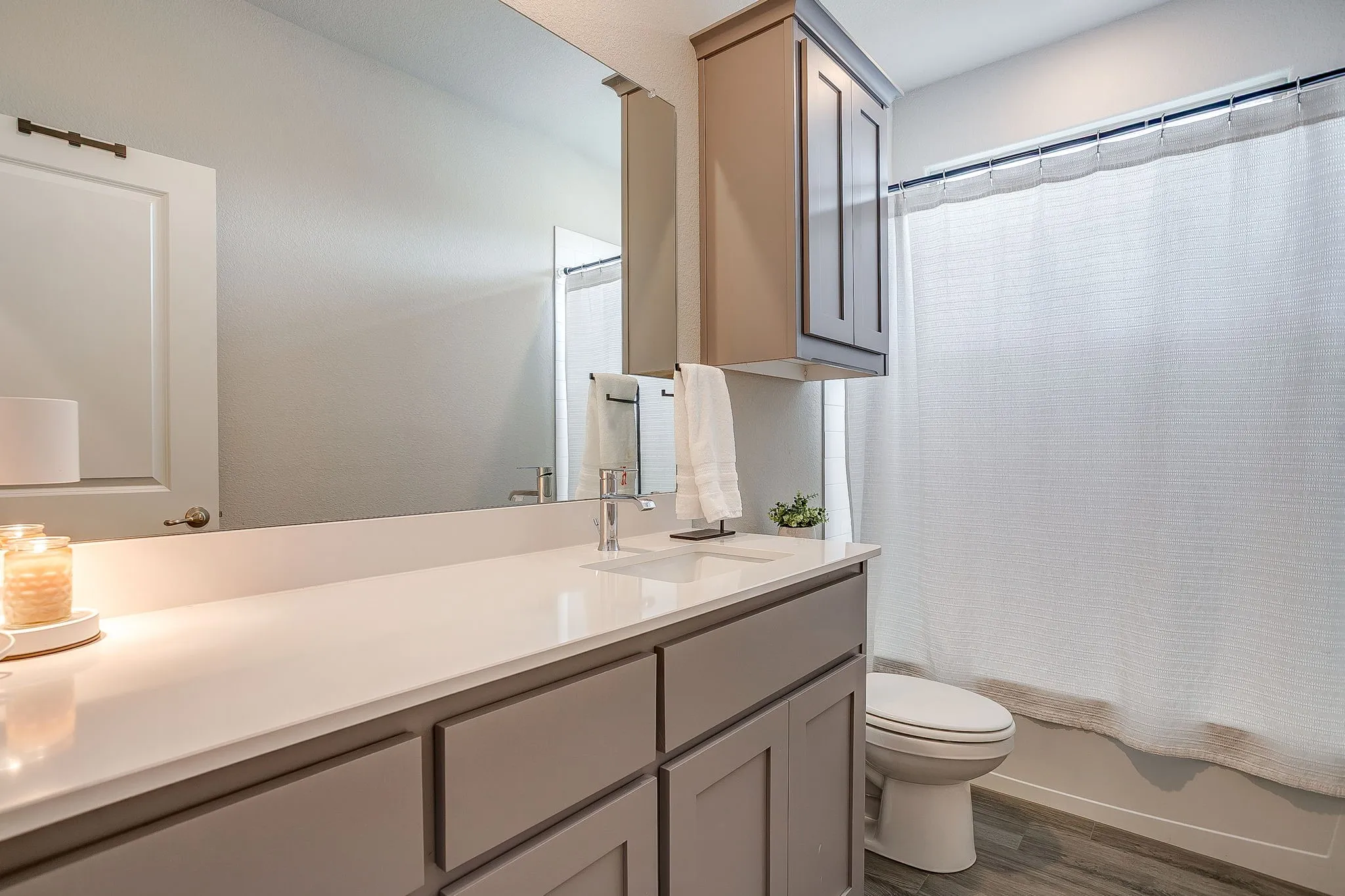 Single Family Residence For Sale in Parker County , 1201 Kerrville Lane, Weatherford, Texas 76087, 4 Bedroom, 3 Bathroom, 2 Garage spaces, 2,461 Sqft, built in 2022, mls#21329676, Real Estate Agent in Weatherford, Homes For Sale in Parker county, Homes For Sale in Weatherford, Realtor in Weatherford Texas, Real Estate Brokerage Independent Realty Texas, Luminita Cordes Realtor